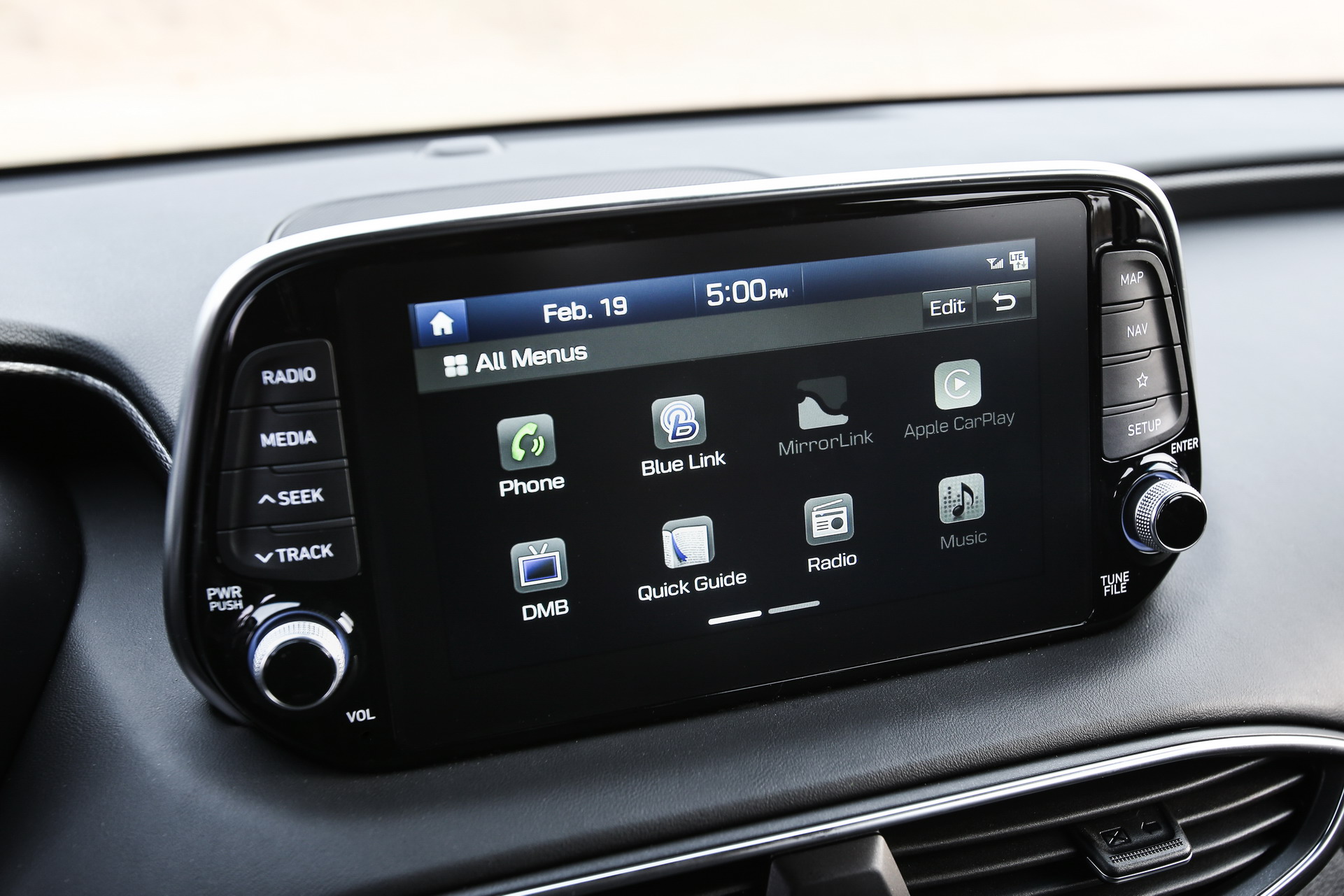 2019-Hyundai-Santa-Fe-109 2019 Hyundai Santa Fe: Feast Your Eyes On 122 Photos