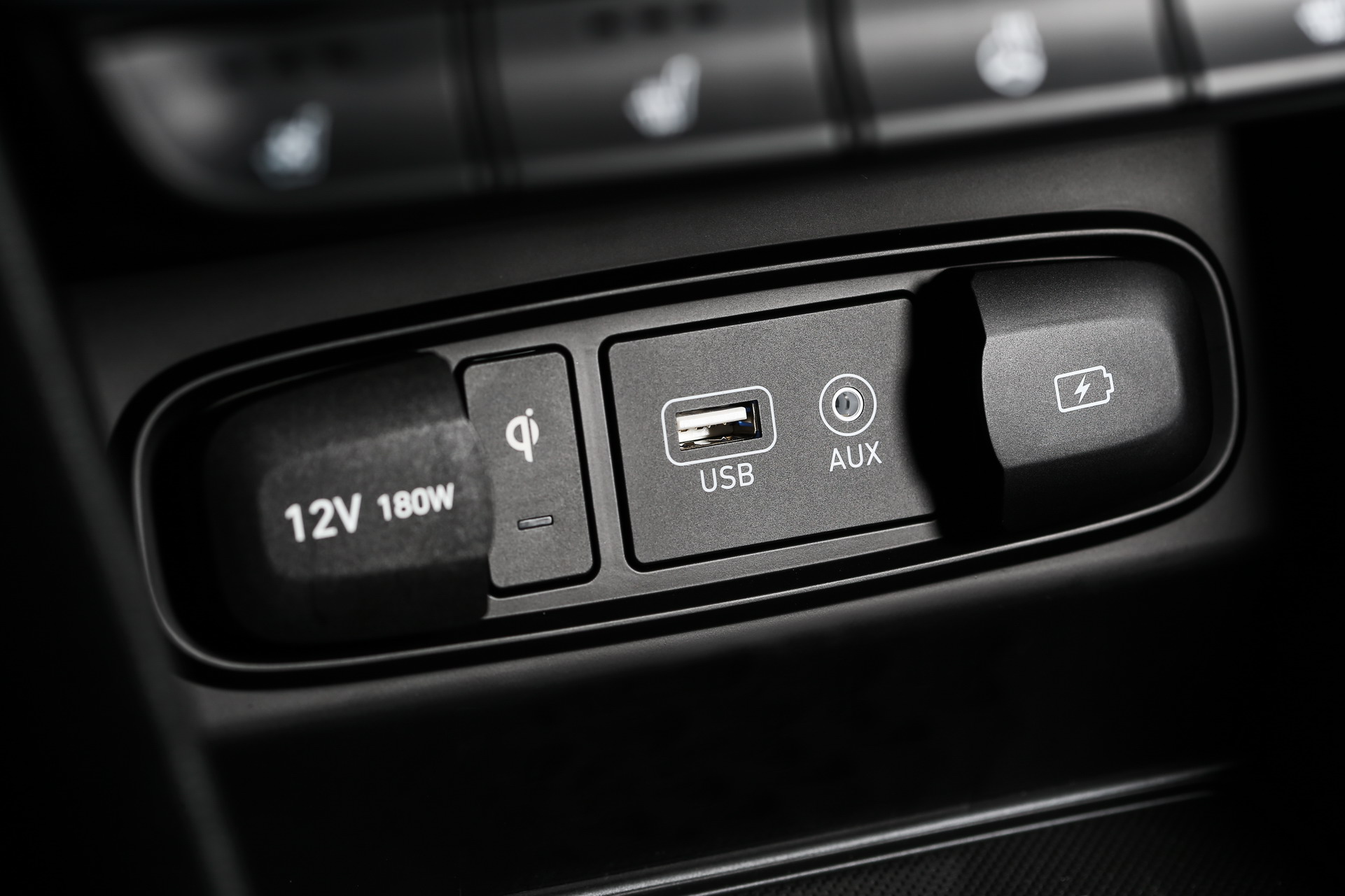 2019-Hyundai-Santa-Fe-110 2019 Hyundai Santa Fe: Feast Your Eyes On 122 Photos