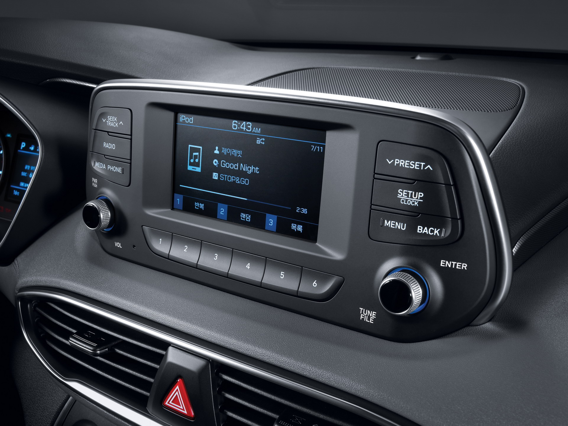 2019-Hyundai-Santa-Fe-34 2019 Hyundai Santa Fe: Feast Your Eyes On 122 Photos