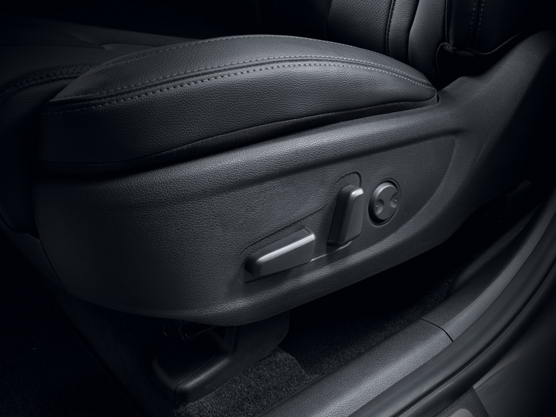 2019-Hyundai-Santa-Fe-36 2019 Hyundai Santa Fe: Feast Your Eyes On 122 Photos