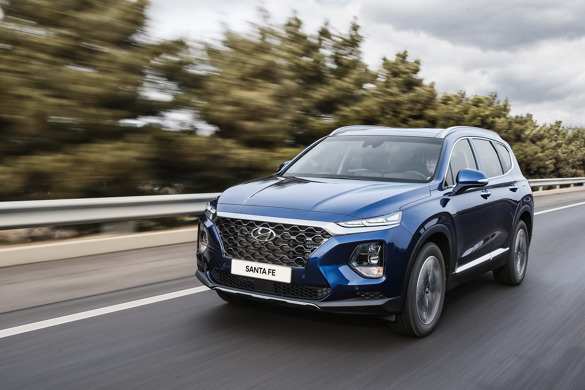 2019-Hyundai-Santa-Fe-86 2019 Hyundai Santa Fe: Feast Your Eyes On 122 Photos