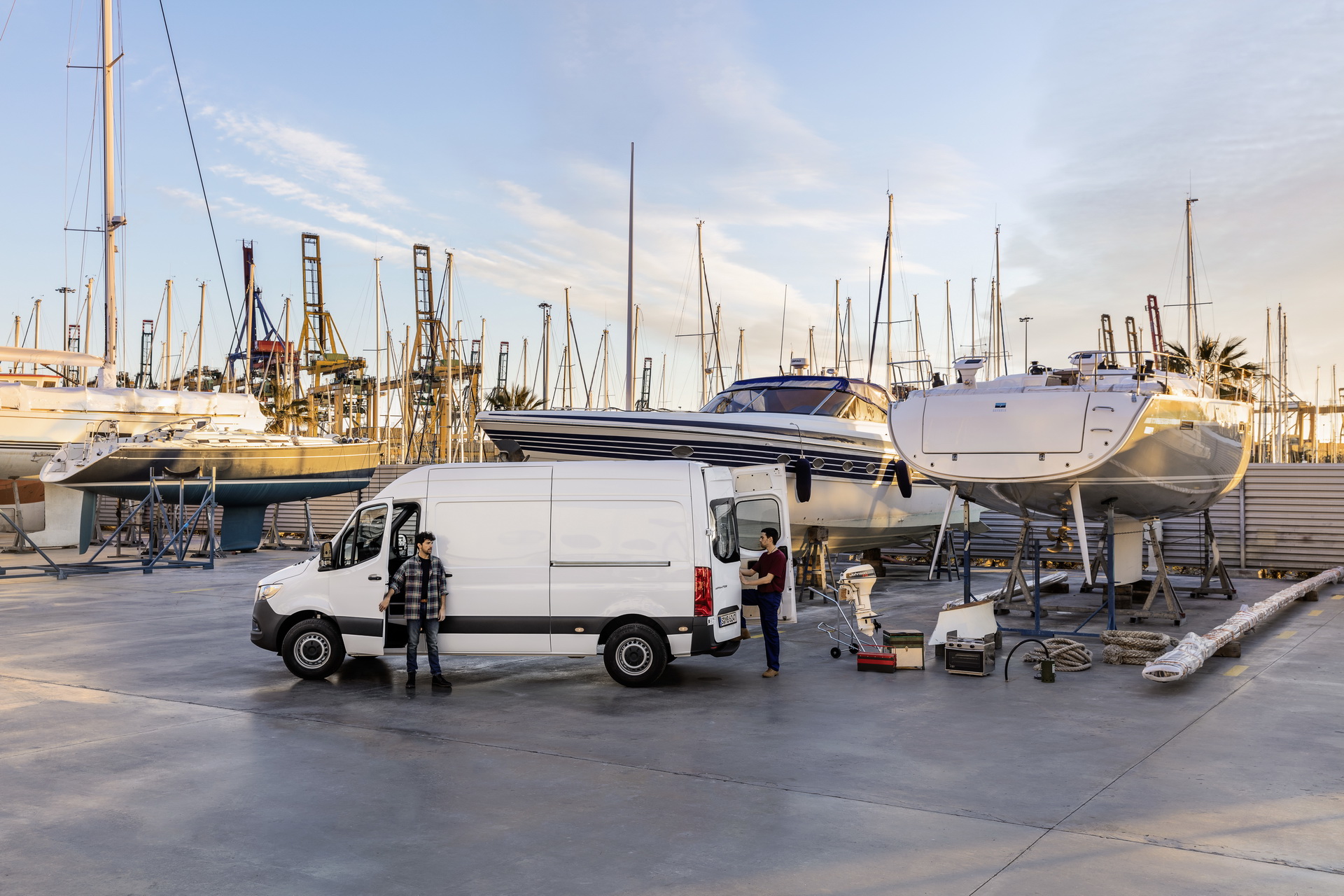 Weltpremiere Mercedes-Benz Sprinter 2018 2018 Mercedes Sprinter: Here’s Your All-New Fully Connected Premium Van