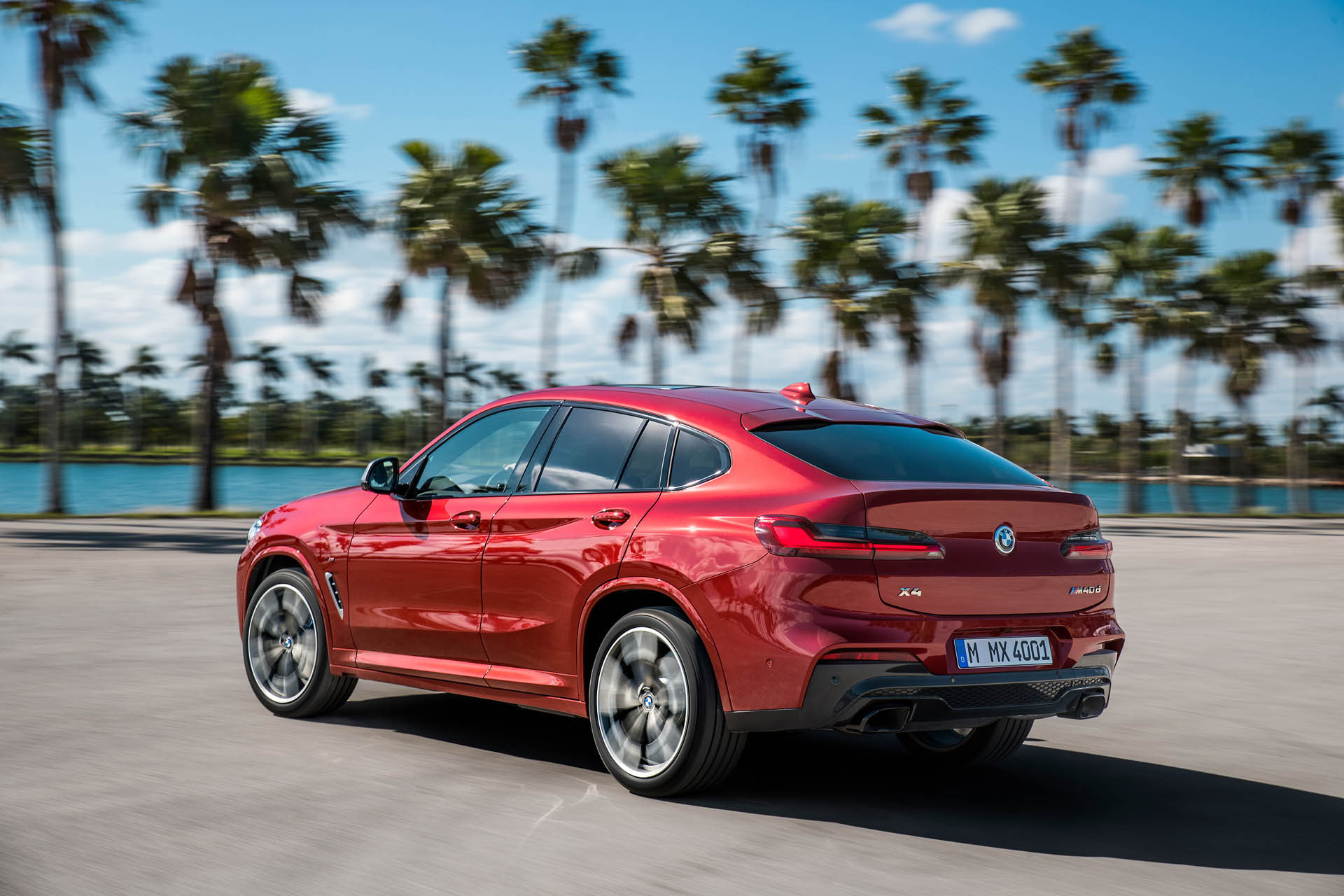 Fabian Kirchbauer Photography 2019 BMW X4 Drops By Geneva With Two M Performance Variants, Diesel And Petrol