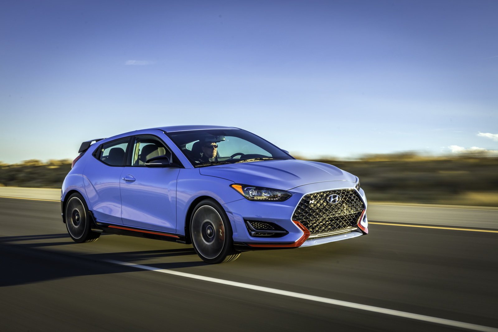 2019-hyundai-veloster-n-11 Hyundai Veloster N Takes A Bow In Chicago