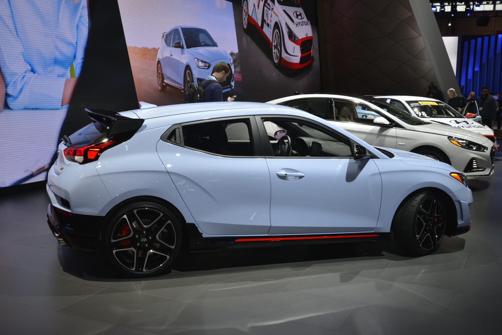 2019-hyundai-veloster-n-3 Hyundai Veloster N Takes A Bow In Chicago