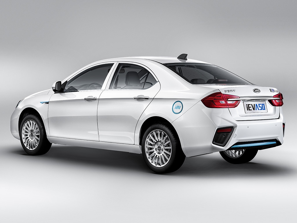 2019-jac-iev-a50-electric-sedan-2 JAC iEV A50 Chinese Sedan Debuts With 500Km Claimed Range