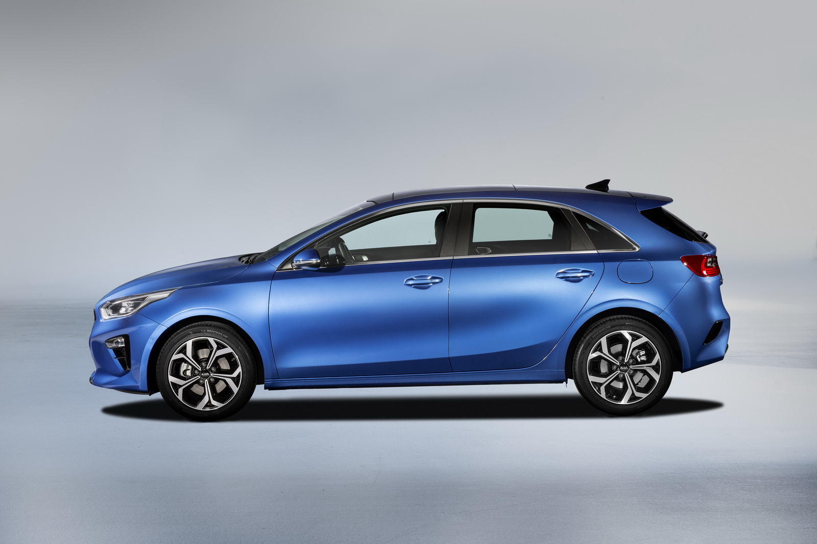 2019-kia-ceed-5 Nurburgring-Developed Kia Ceed GT To Arrive Next Year, Could Be A Mild Hybrid