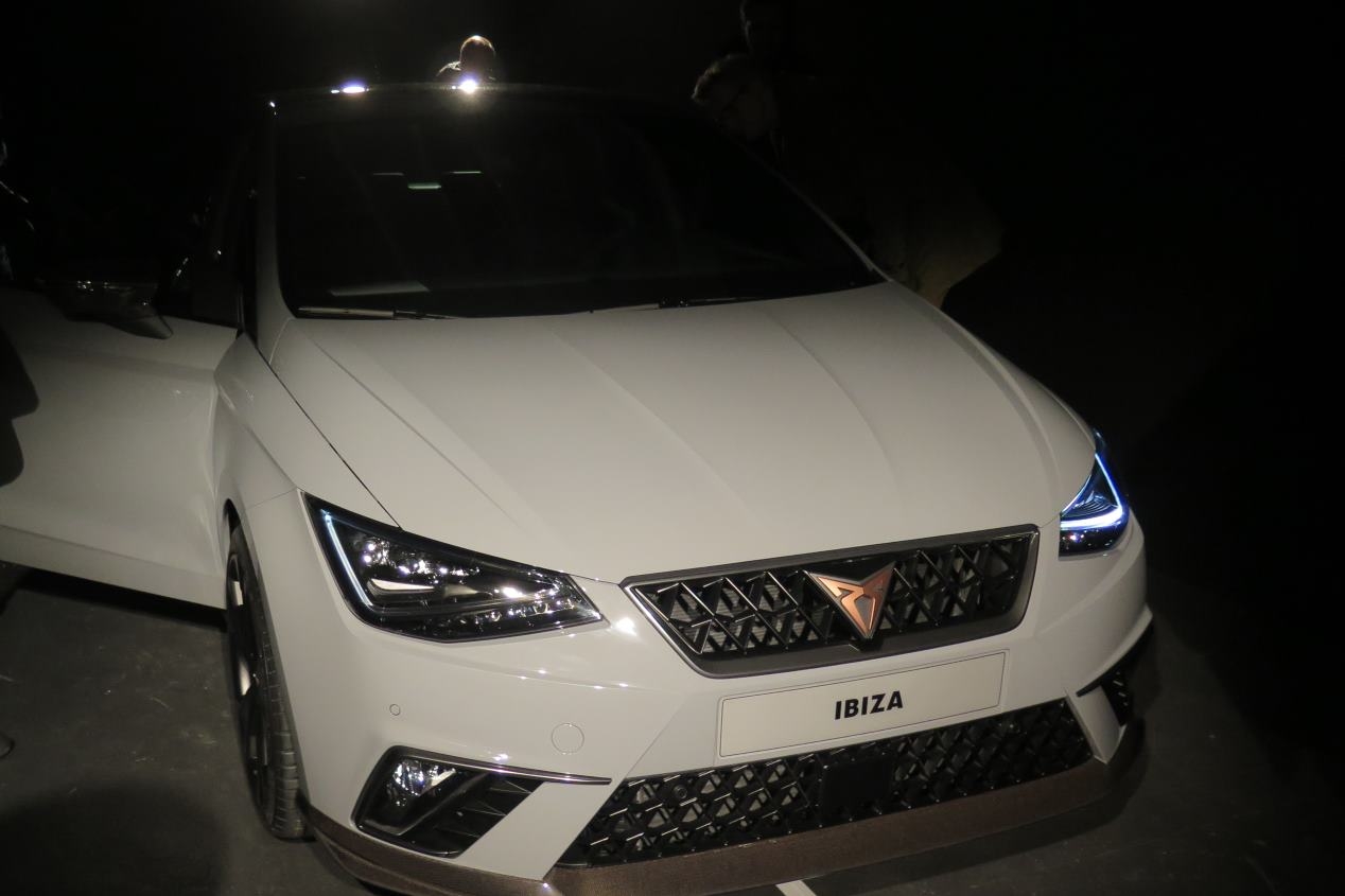 2019-seat-ibiza-cupra-1 New Seat Ibiza Cupra Leaked Ahead Of Geneva Debut