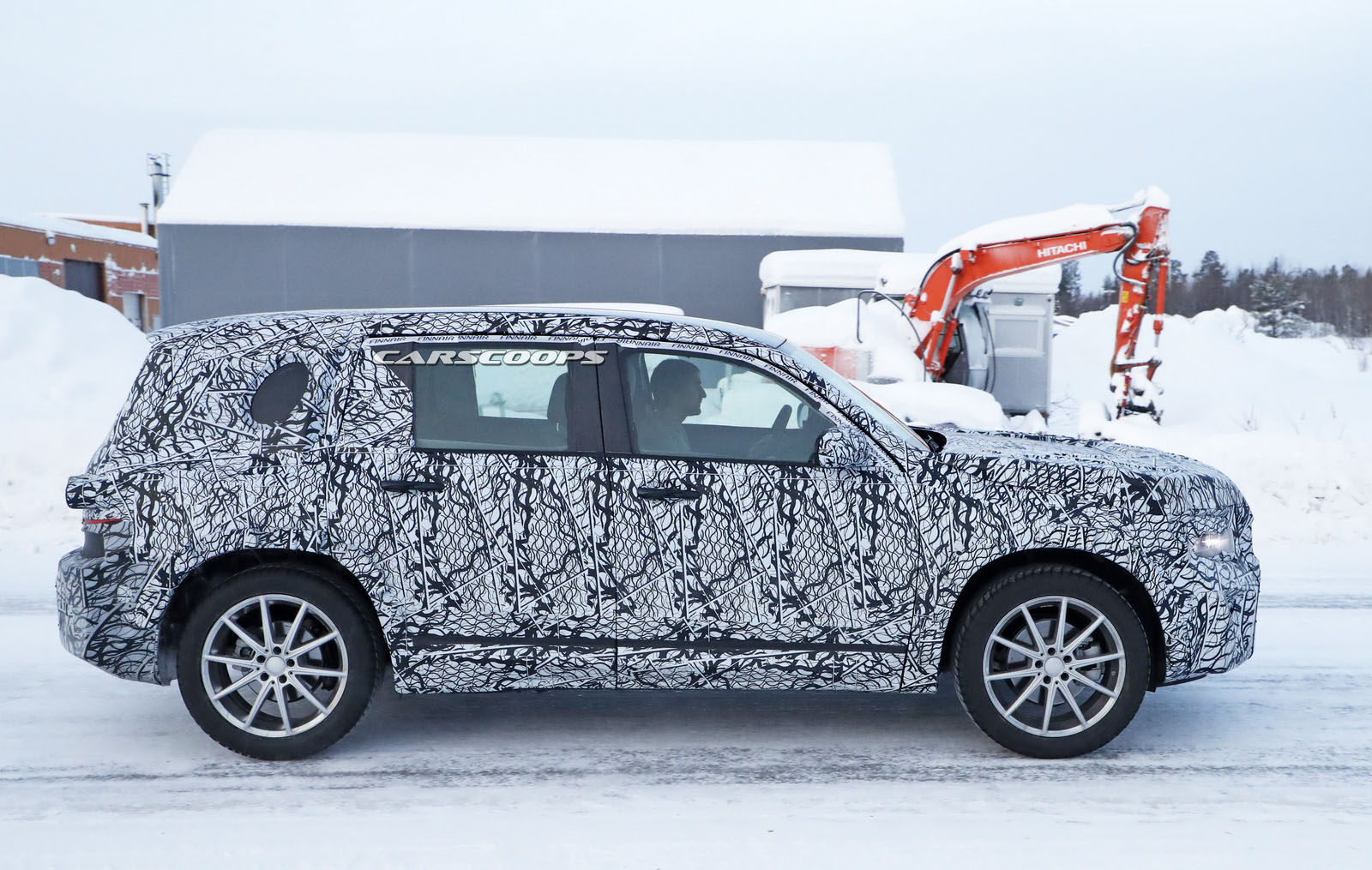 2020-mercedes-benz-glb-4 Mercedes-Benz GLB Could Gain AMG Performance Versions