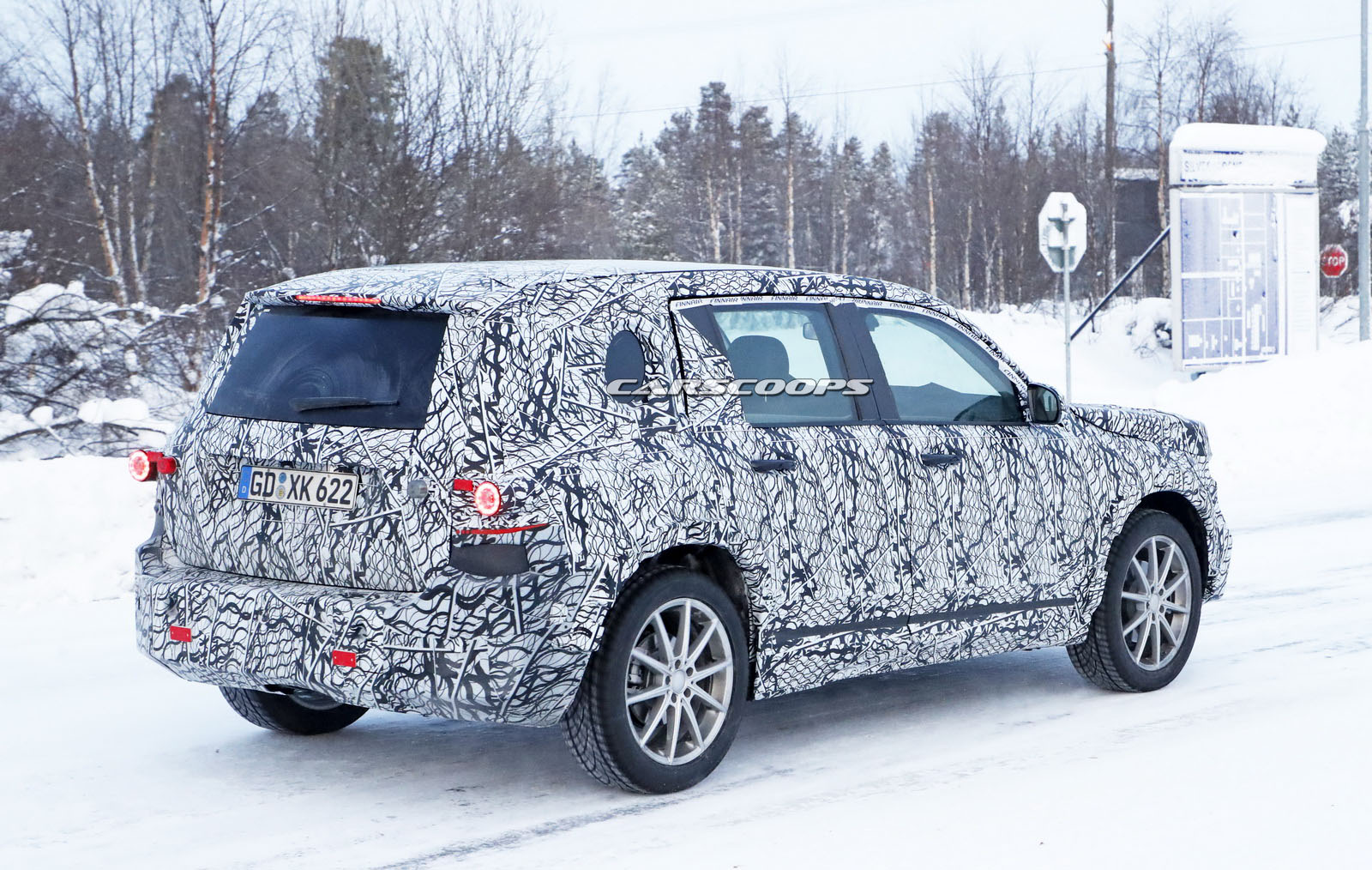 2020-mercedes-benz-glb-5 Mercedes-Benz GLB Could Gain AMG Performance Versions