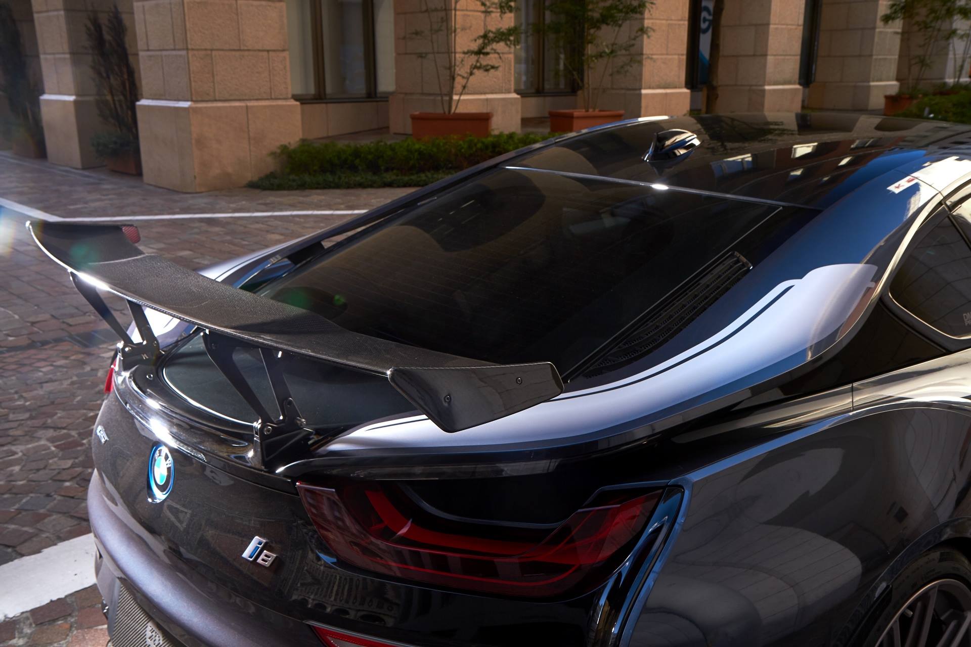 3d-design-bmw-i8-tuning-12 Japan’s 3D Design Gives BMW i8 A Racier Makeover