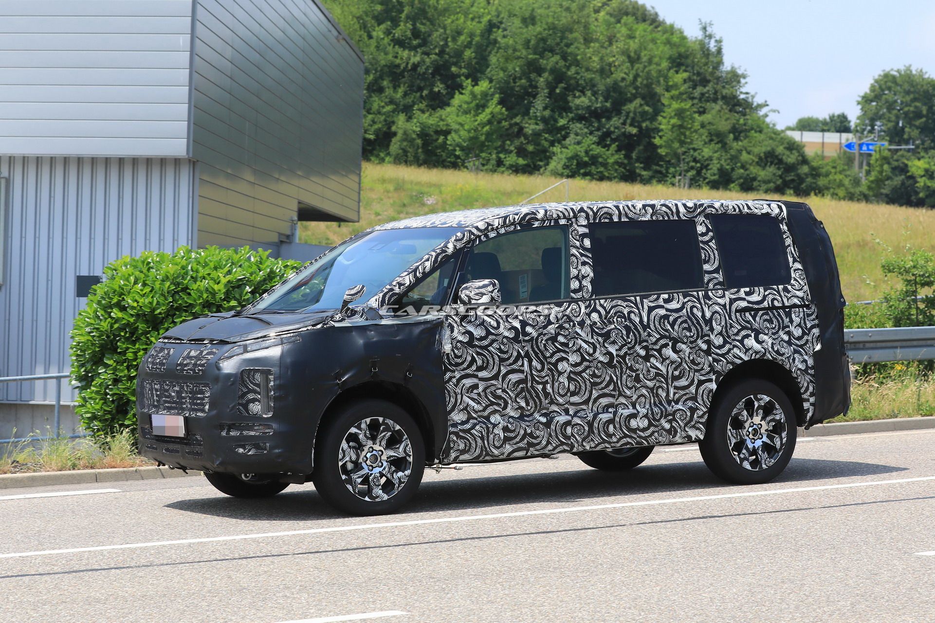 2019 New Mitsubishi Delica 5 2019 Mitsubishi Delica Is A Minivan Crossover Based On The Outlander