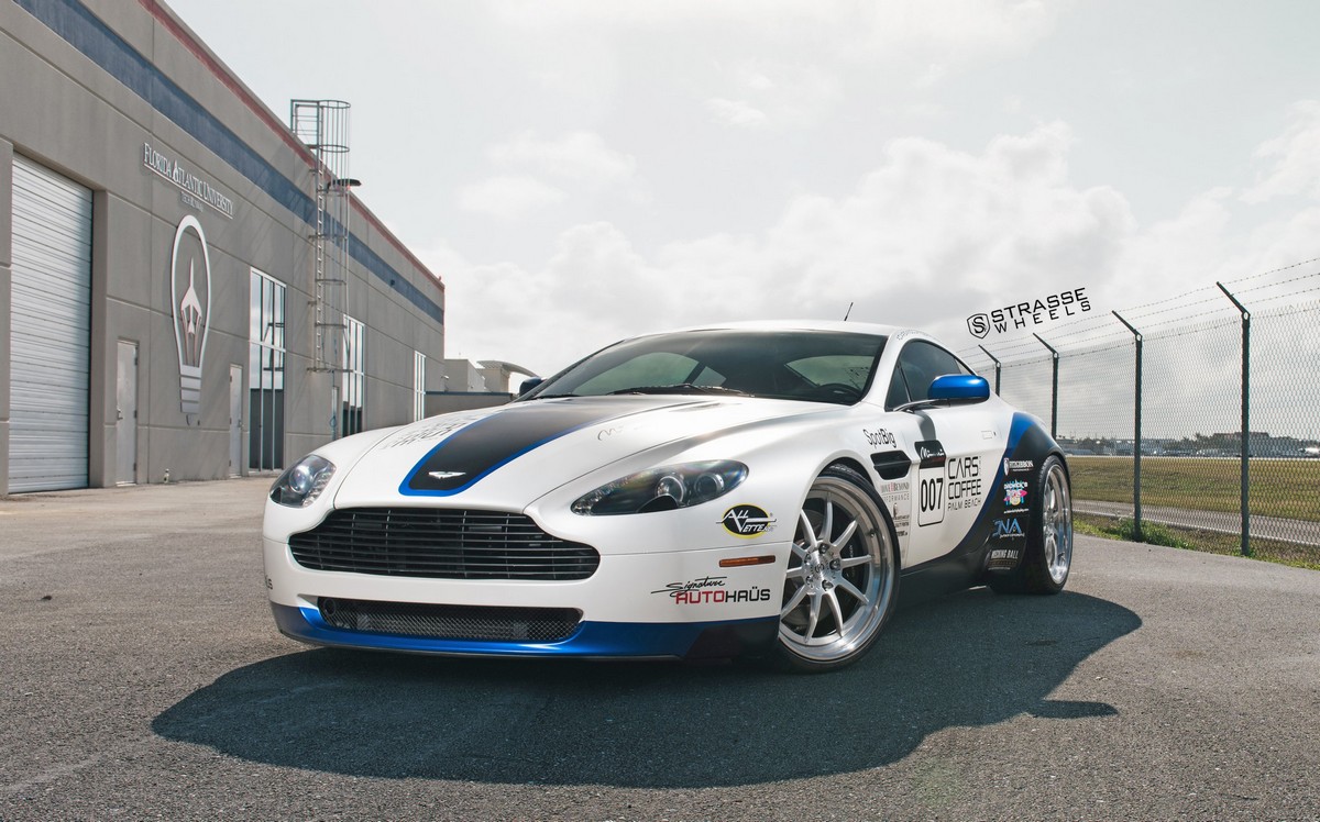 Aston-Martin-V8-Vantage-R10-Performance-2 Aston Martin V8 Vantage Looks Rather Racy On Strasse Wheels