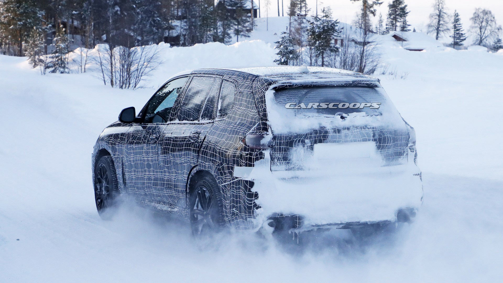 BMW-X5-M-11 New BMW X5 M Hides 600 Horses Behind Those Massive Nostrils