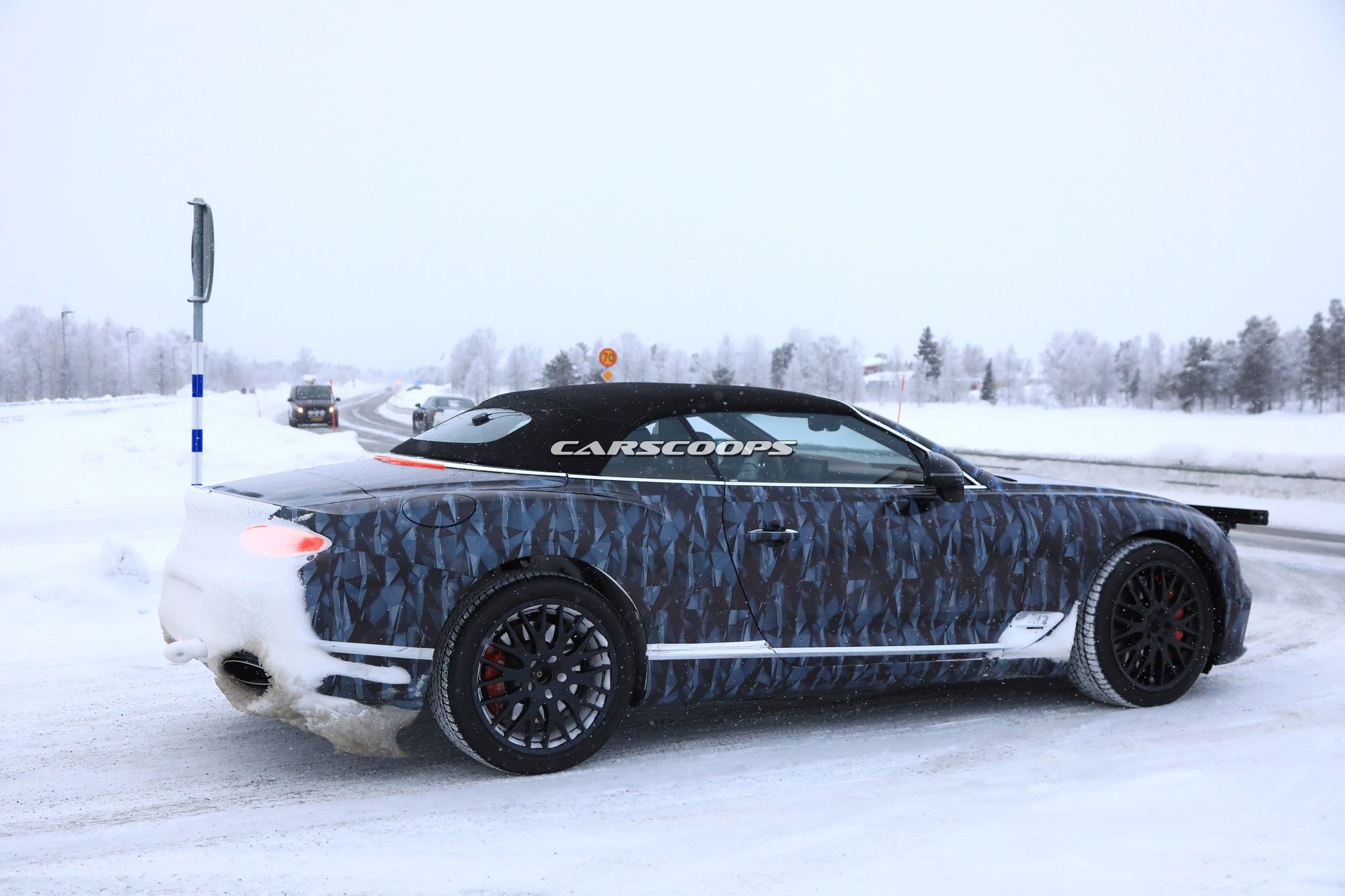 Bentley-Continental-GTC-Spy-Shots-20 2019 Bentley Continental GTC Almost Ready To Take On Mercedes S65 Cabrio