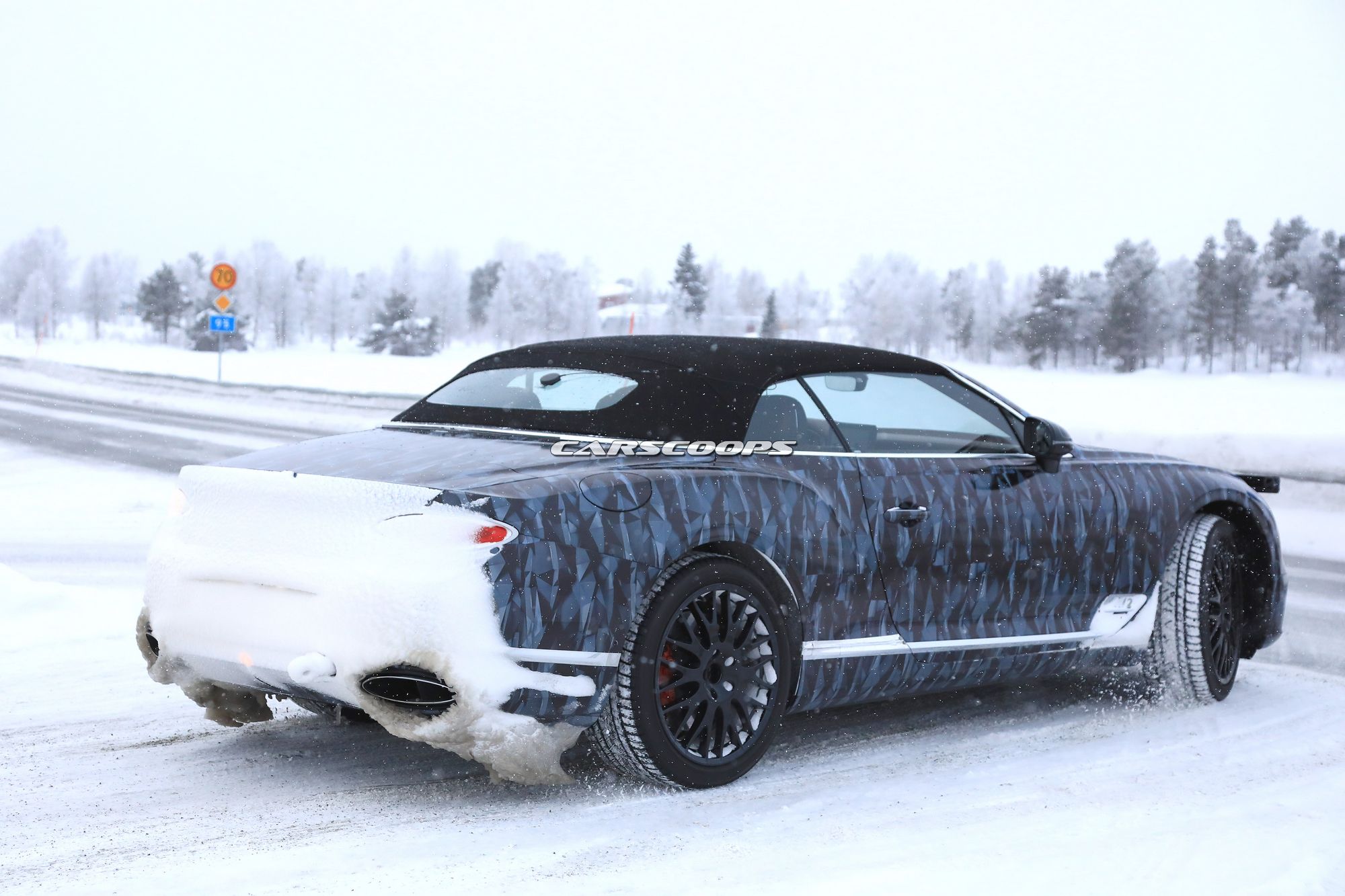 Bentley-Continental-GTC-Spy-Shots-21 2019 Bentley Continental GTC Almost Ready To Take On Mercedes S65 Cabrio