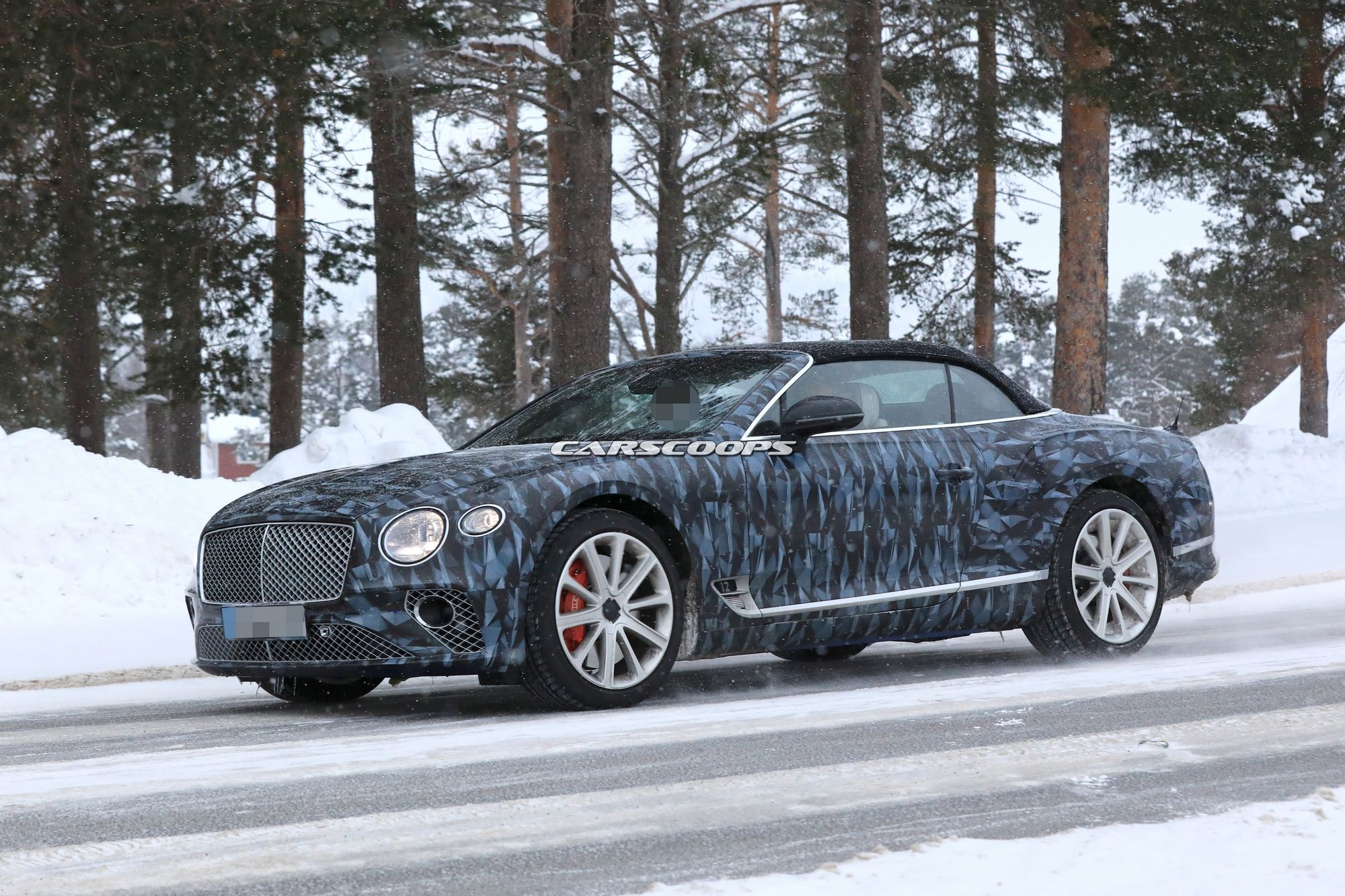 Bentley-Continental-GTC-Spy-Shots-6 2019 Bentley Continental GTC Almost Ready To Take On Mercedes S65 Cabrio