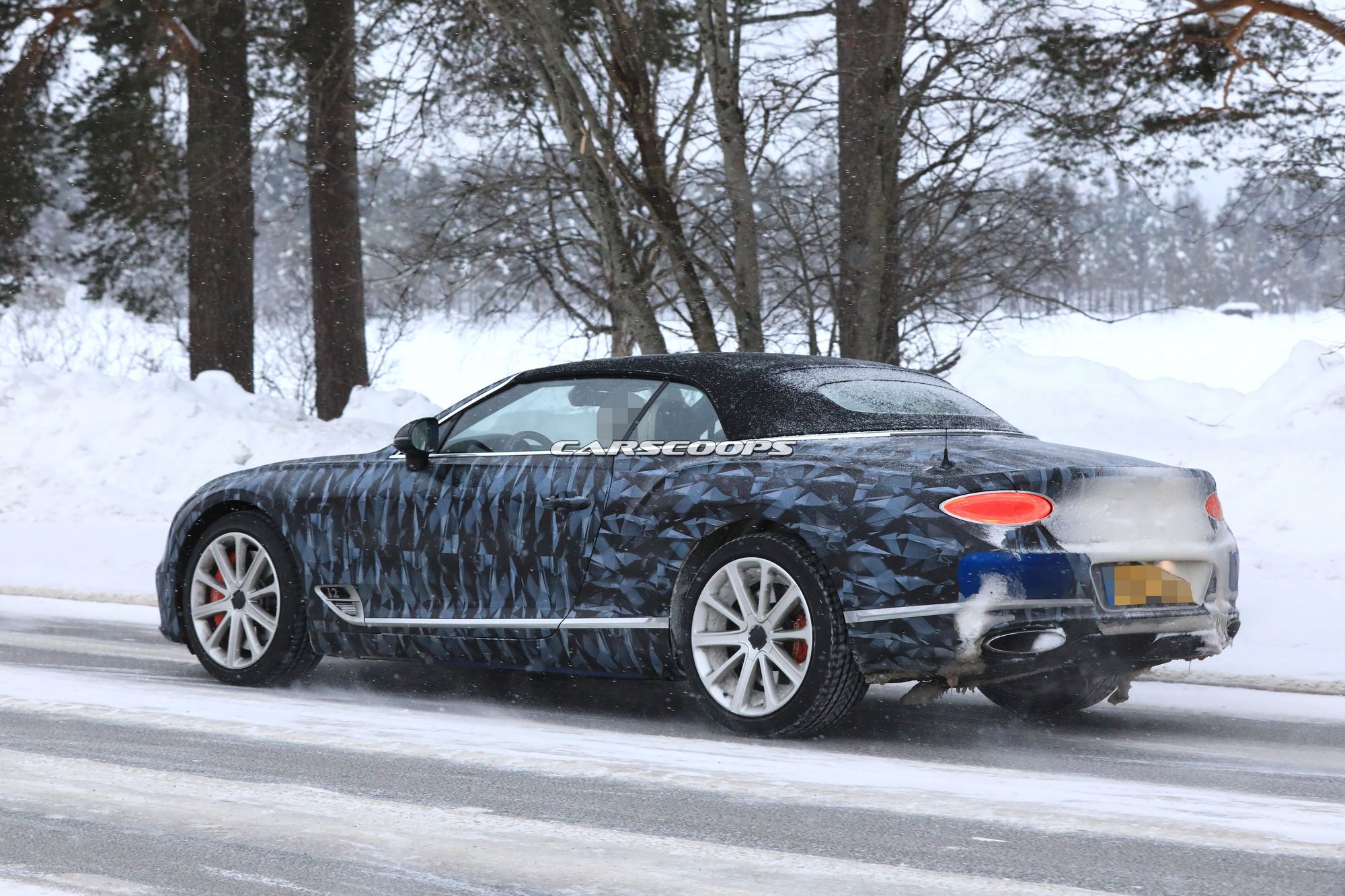 Bentley-Continental-GTC-Spy-Shots-9 2019 Bentley Continental GTC Almost Ready To Take On Mercedes S65 Cabrio