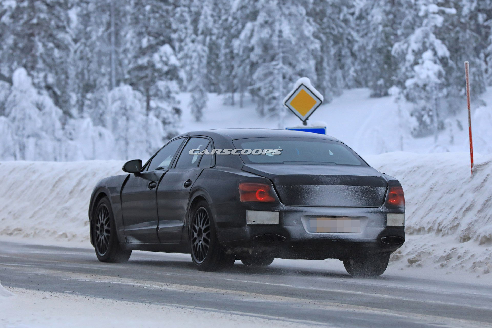 Bentley-Flying-Spur-9 2019 Bentley Flying Spur Aims To Reassert Itself In The Ultra-Luxury Segment