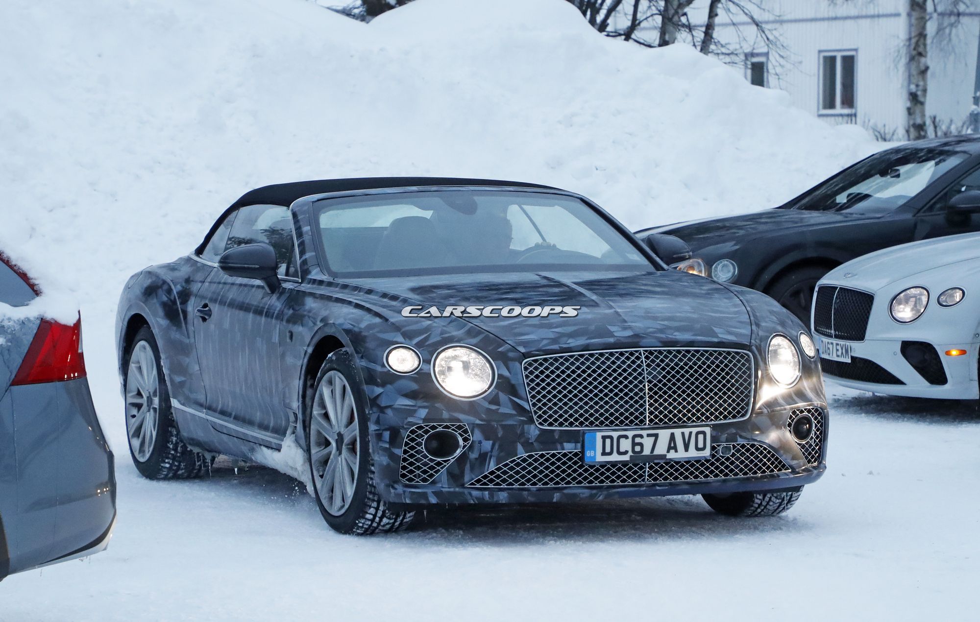 Bentley-Flying-Spur-Continental-GTC-Spy-2 Bentley Spied Benchmarking Continental GTC And Flying Spur Against Mercedes Duo