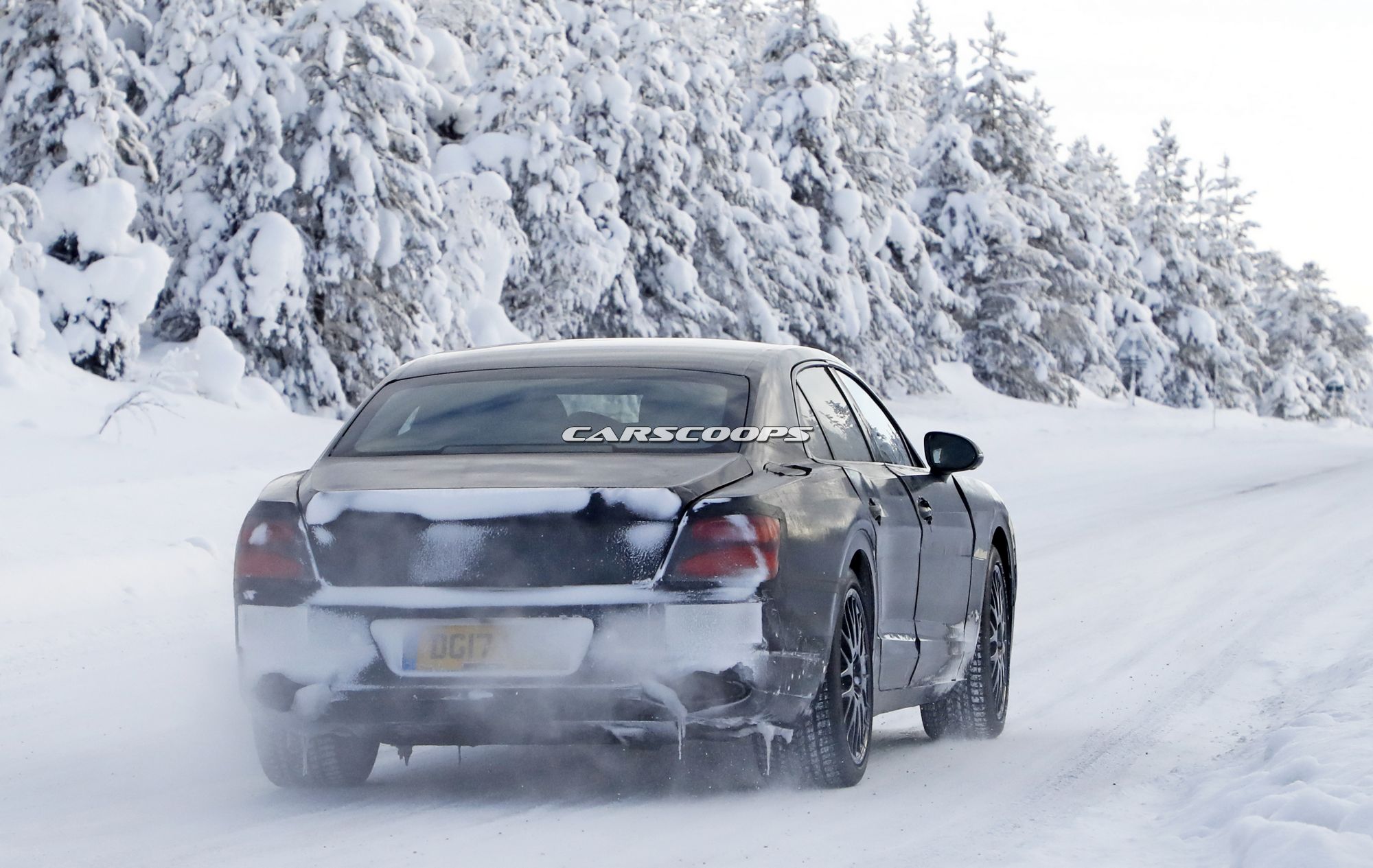 Bentley-Flying-Spur-Spy-15 2019 Bentley Flying Spur Wants To Steal Your Heart (And Your Wallet)