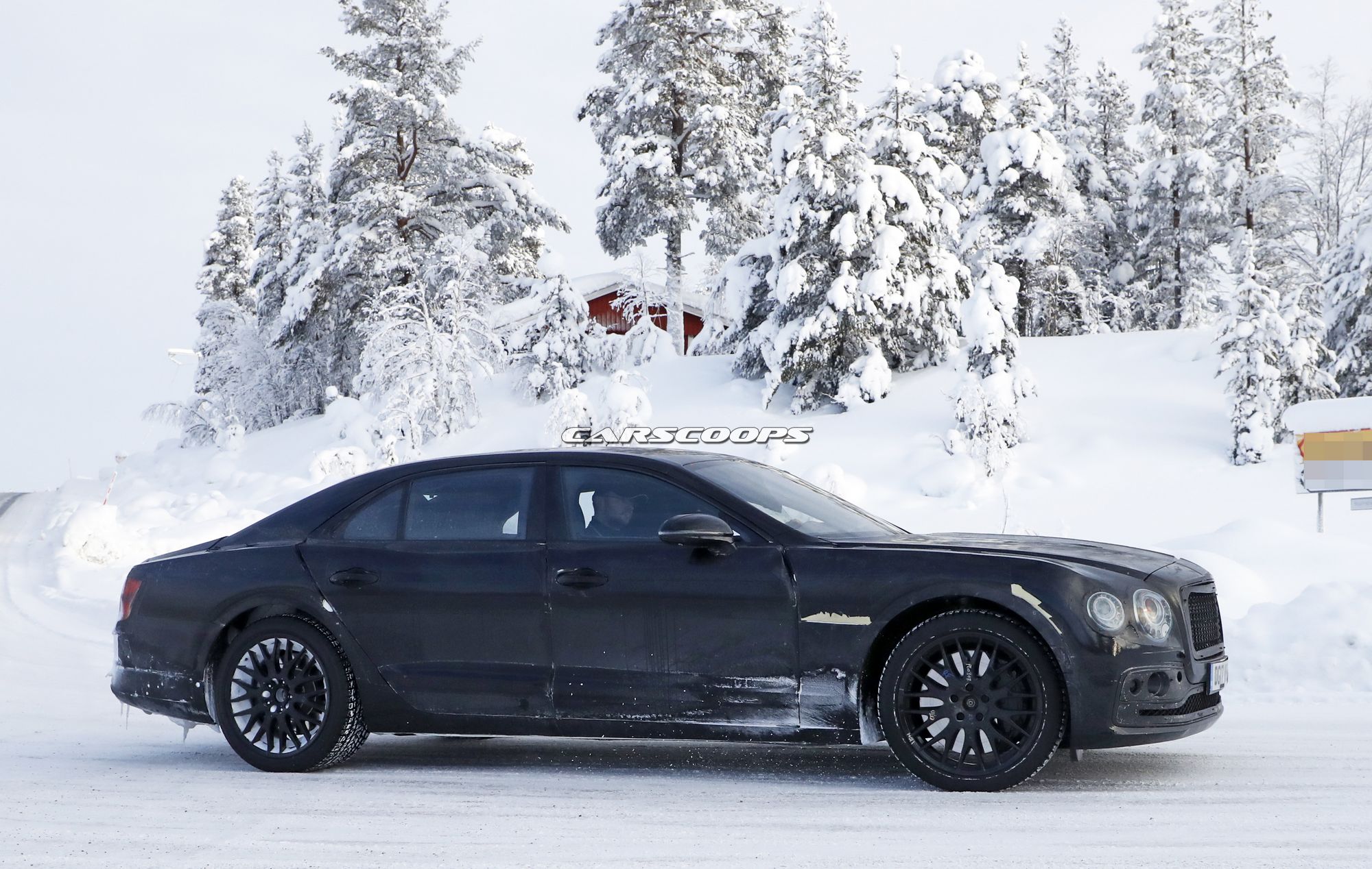 Bentley-Flying-Spur-Spy-8 2019 Bentley Flying Spur Wants To Steal Your Heart (And Your Wallet)