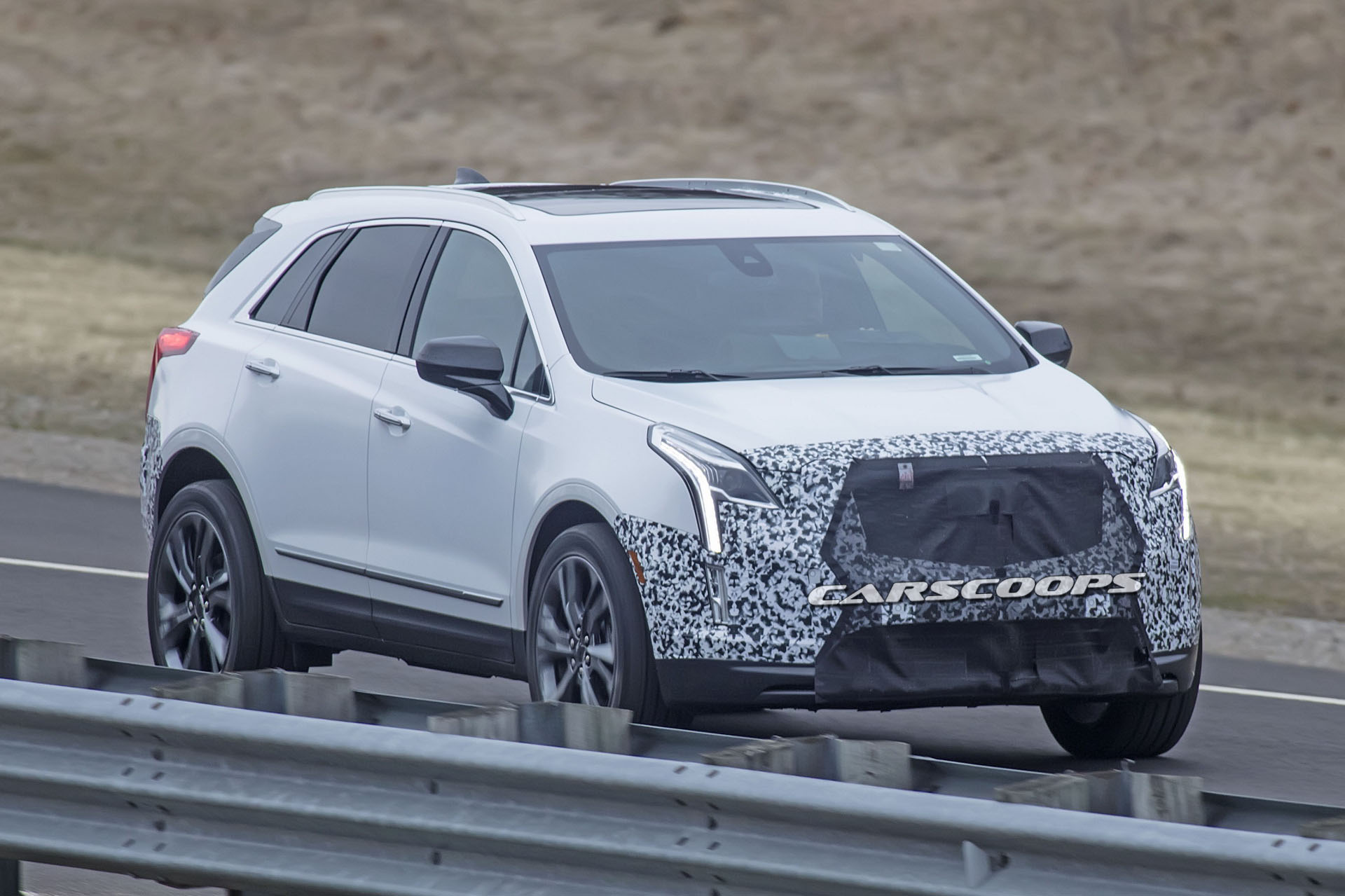 CadillacXT5Facelift02 Something’s Off With This 2019 Cadillac XT5 Facelift Prototype