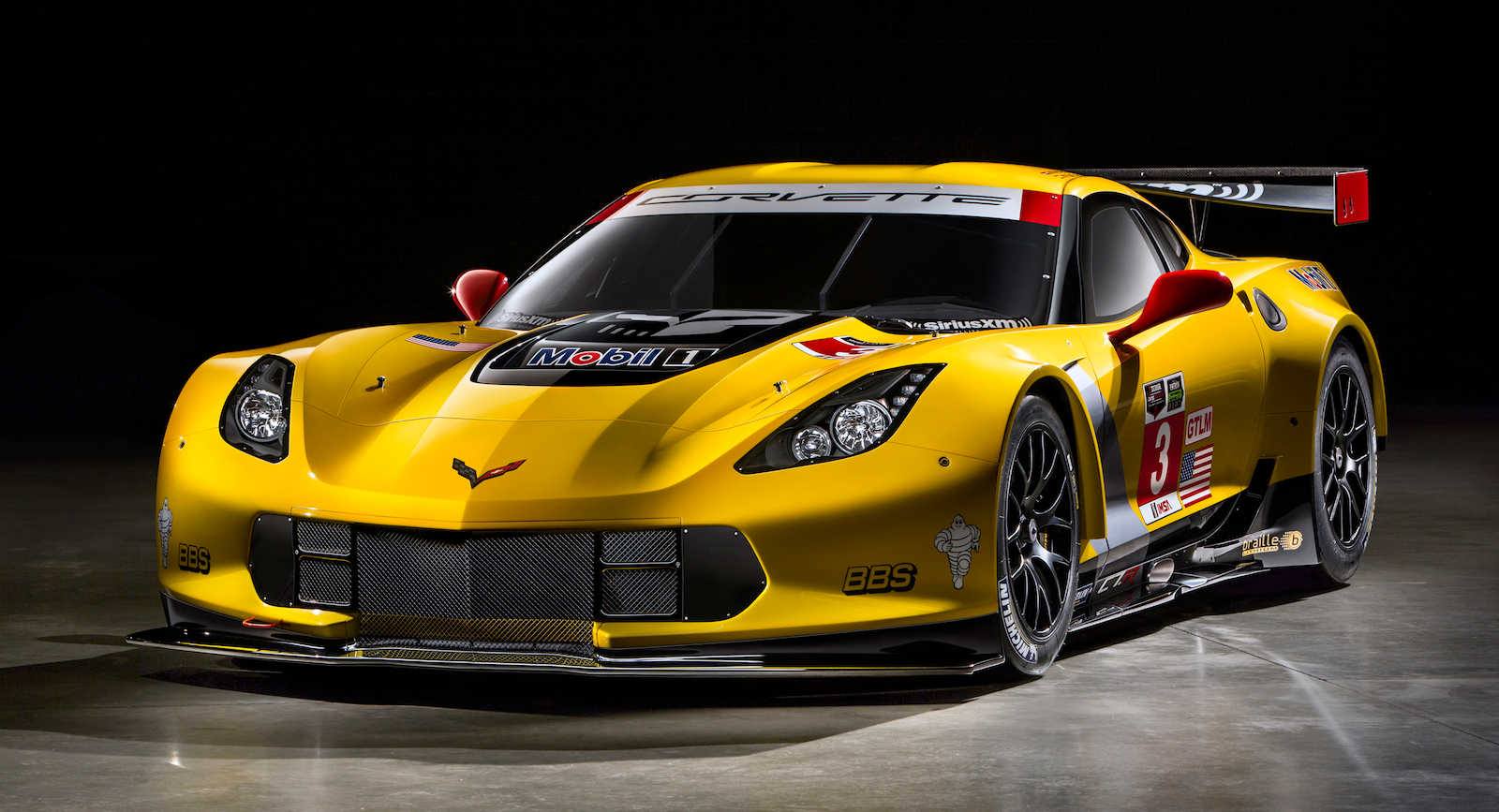 Chevrolet Corvette C7.R Chevrolet Sells A Cover That’ll Let Your Corvette Dream Of Racing Circuits