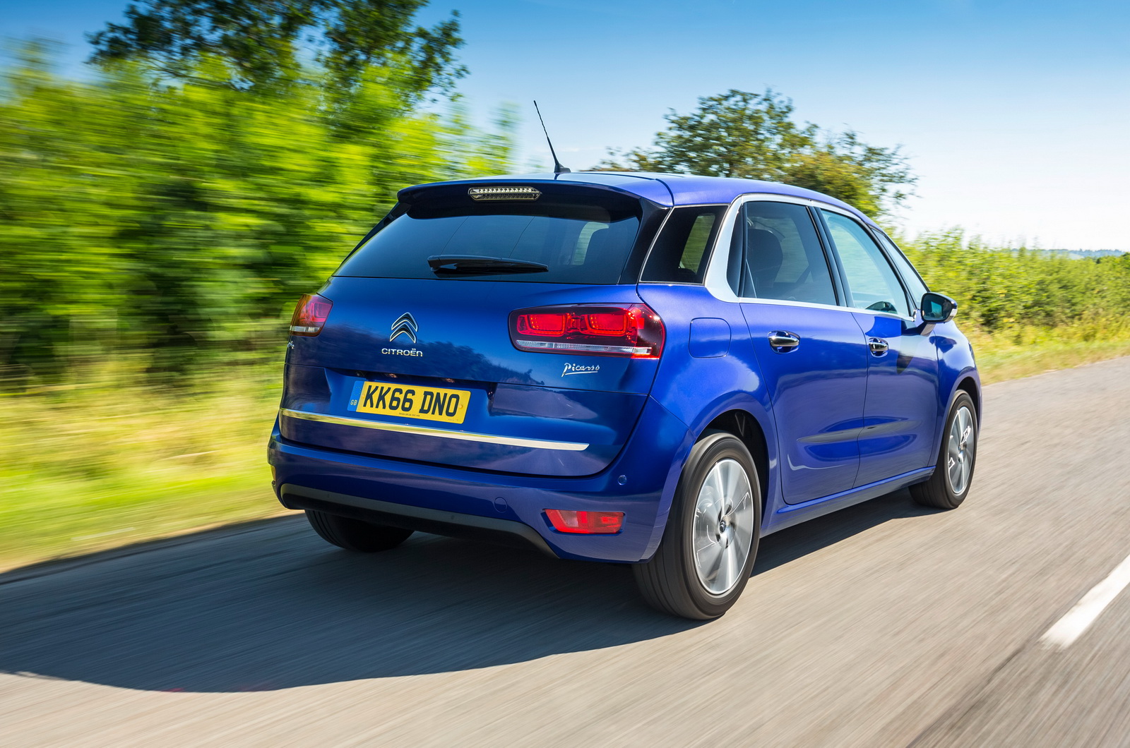 Citroen-C4-Picasso-Spacetourer-2 Citroen Drops Picasso Name, Will Use Spacetourer Instead