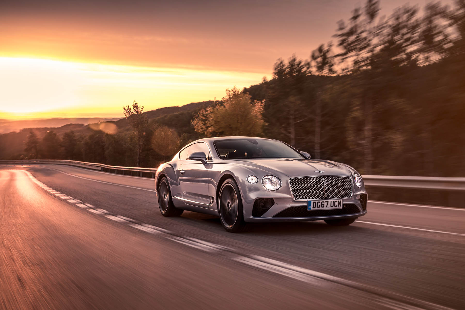 Continenta GT -1 Bentley Has A Surprise In Store For Us In Geneva
