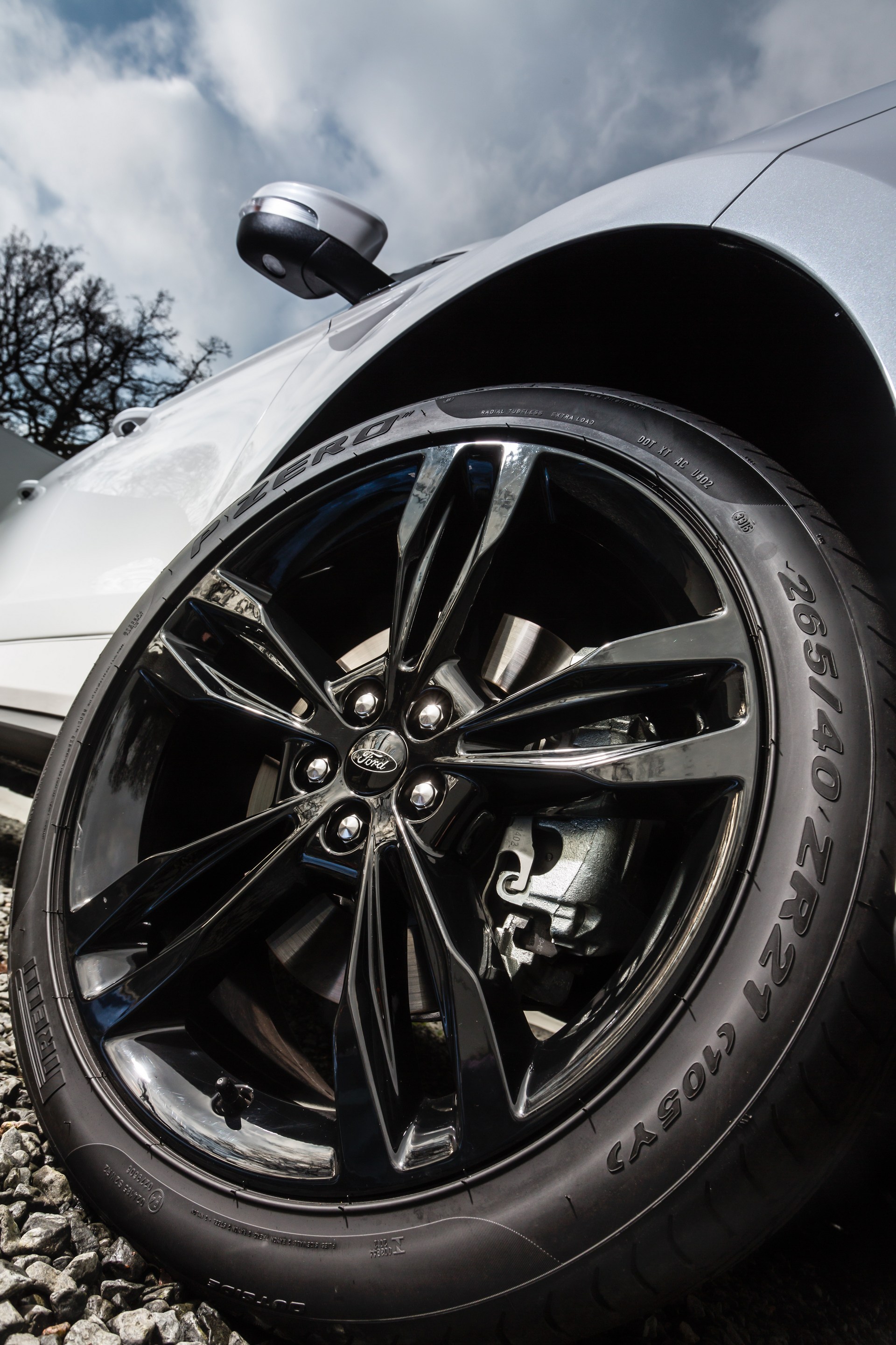 Ford-Edge-14 Facelifted Ford Edge Arrives In Europe With New 235HP Bi-Turbo Diesel