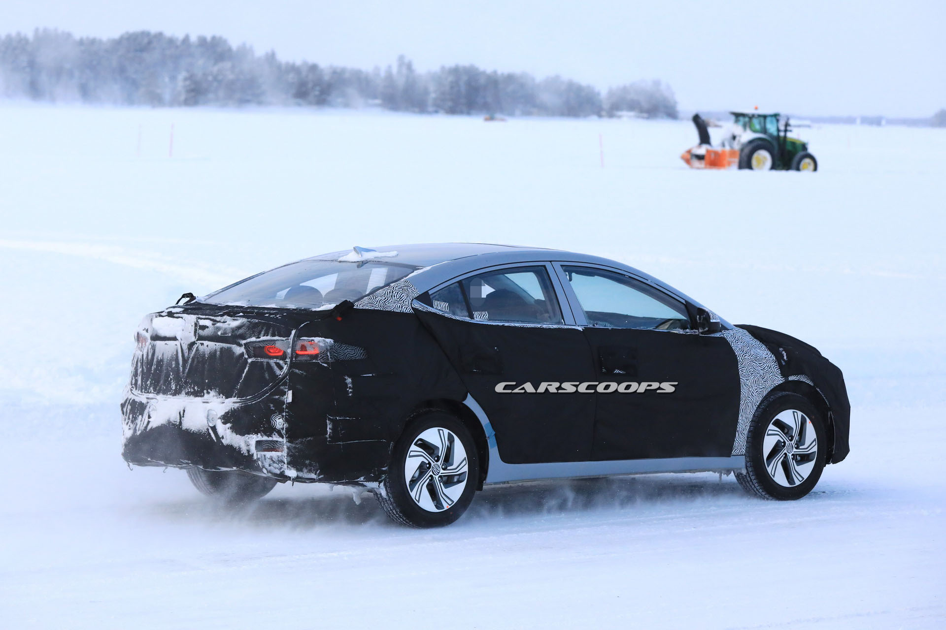 Hyundai-Elantra-EV-09 Is This An All-Electric Hyundai Elantra?