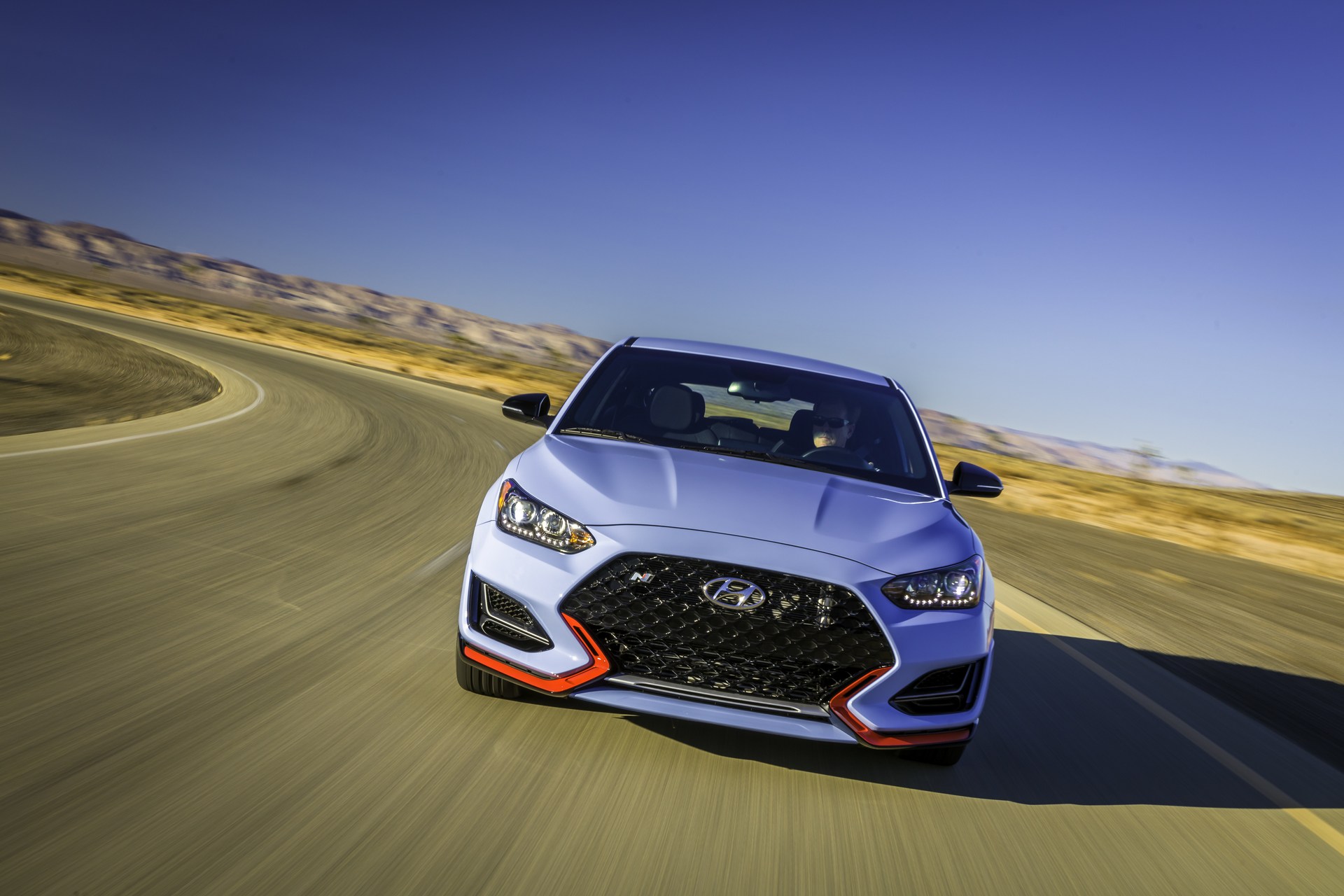 Hyundai-Veloster-N-2 Hear The 2019 Hyundai Veloster N Crackle To Life