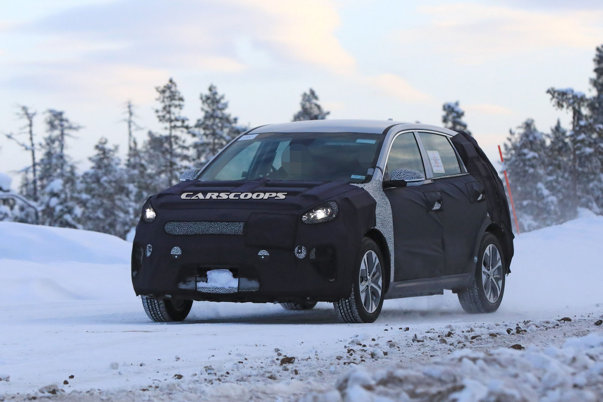 KIA-Niro-EV-07 Forget The Model 3, Kia’s Niro EV Might Become The Affordable Electric Champion