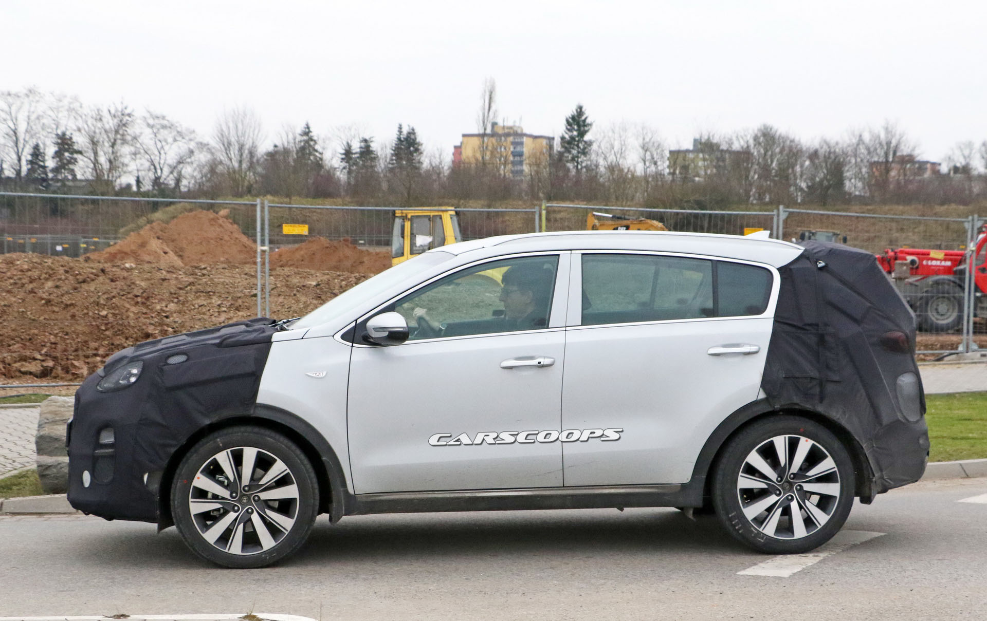 Kia-Sportage-facelift-08 Facelifted Kia Sportage Coming With 48V Mild-Hybrid Powertrain