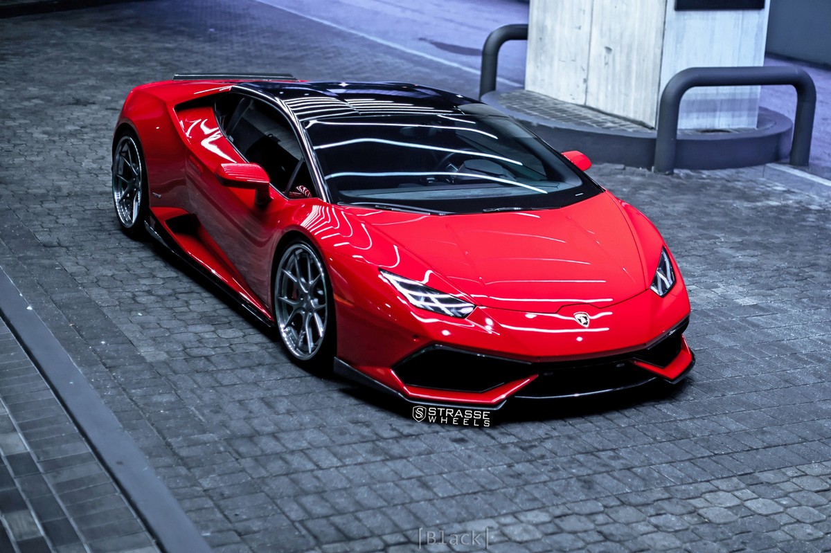 Lamborghini-Huracan-Strasse-Wheels-13 Lamborghini Huracan Looks Delicious In Rosso Corsa, Even Better With Those Rims
