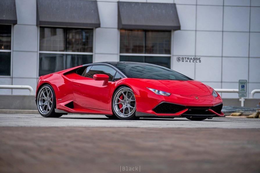 Lamborghini-Huracan-Strasse-Wheels-18 Lamborghini Huracan Looks Delicious In Rosso Corsa, Even Better With Those Rims