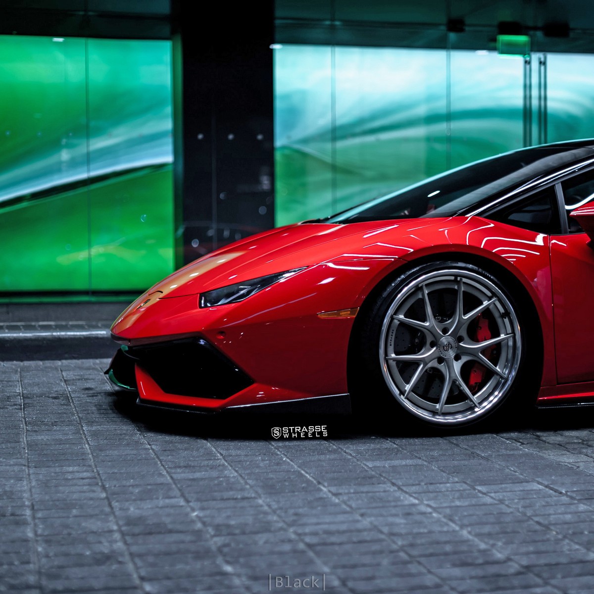 Lamborghini-Huracan-Strasse-Wheels-9 Lamborghini Huracan Looks Delicious In Rosso Corsa, Even Better With Those Rims