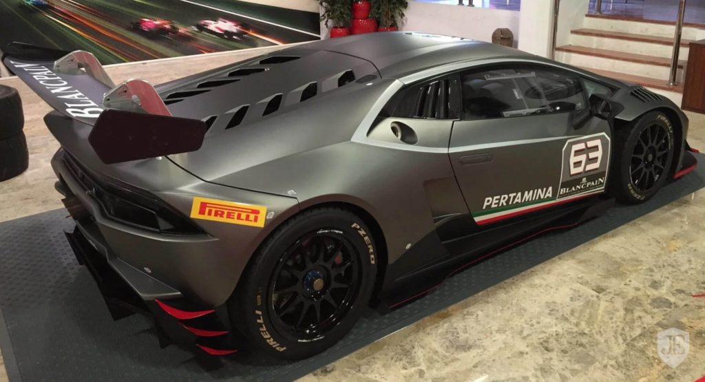 Nothing Says ‘Baller’ Like Owning A Lamborghini Huracan Super Trofeo