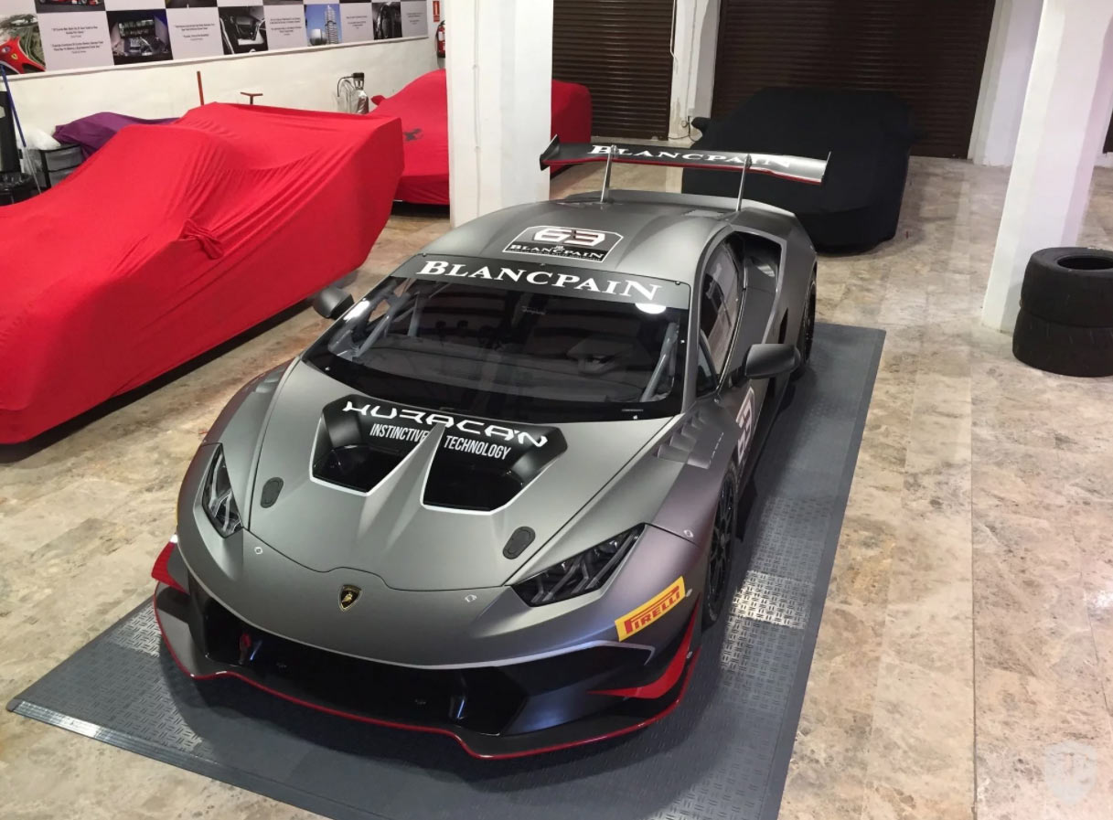 Lamborghini-Huracan-Super-Trofeo-1 Nothing Says ‘Baller’ Like Owning A Lamborghini Huracan Super Trofeo