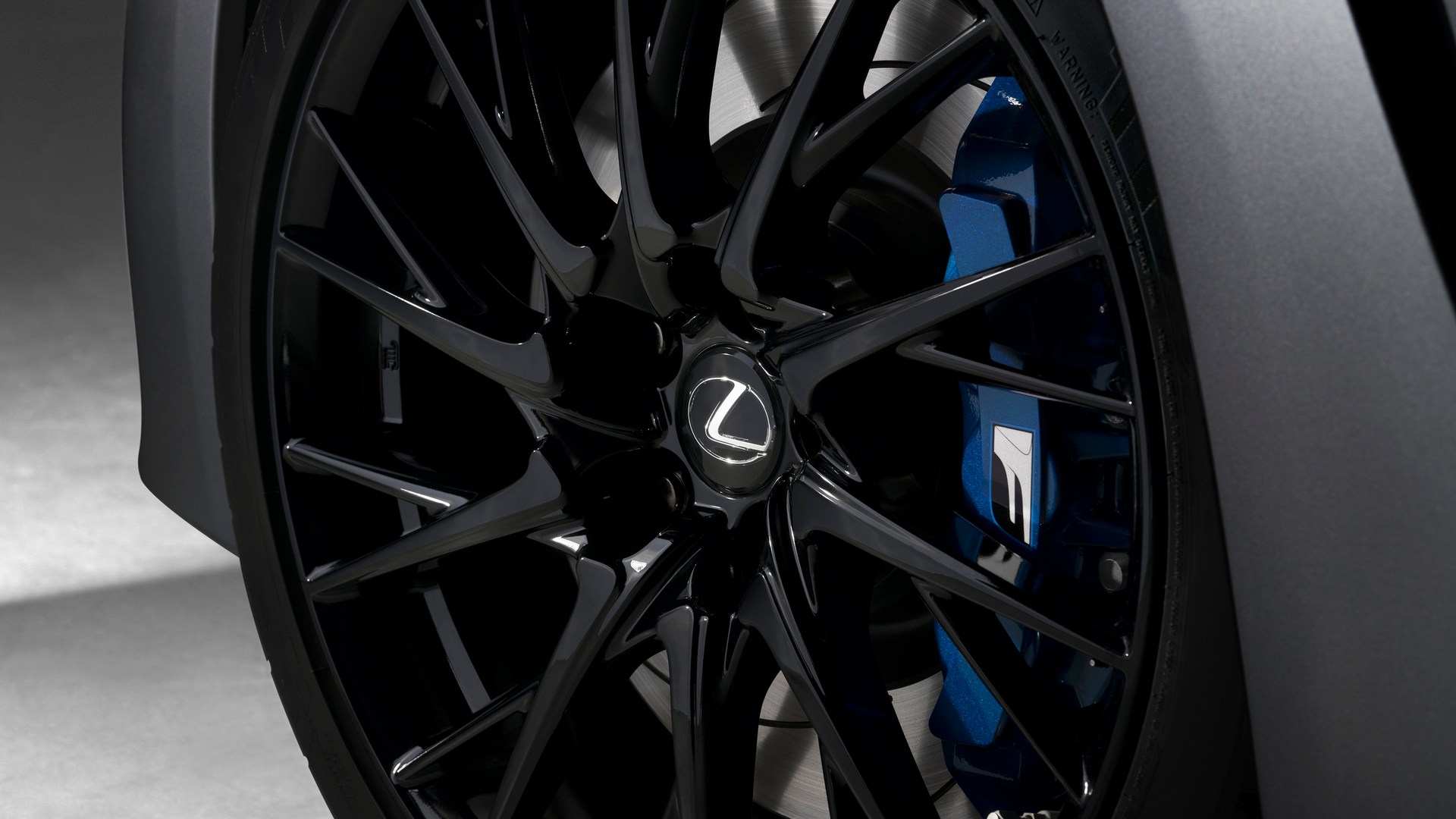 Lexus-F-10th-Anniversary-11 Lexus GS F And RC F 10th Anniversary Editions Sport Car Wash-Durable Matte Paint