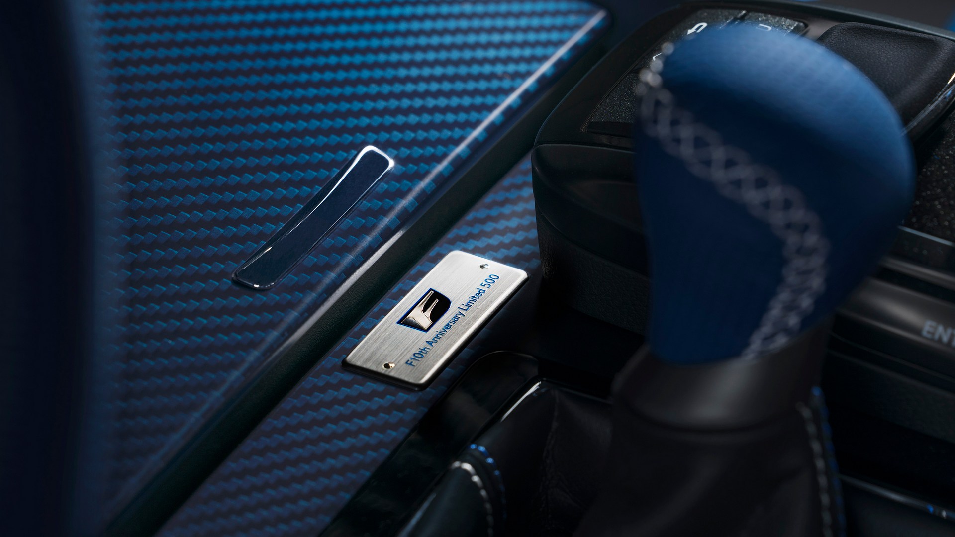 Lexus-F-10th-Anniversary-7 Lexus GS F And RC F 10th Anniversary Editions Sport Car Wash-Durable Matte Paint