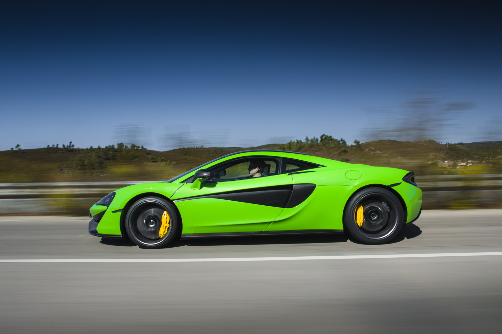 McLaren-570S-Successor-3 McLaren 570S Successor Due In 2019, Will Feature Hybrid And Autonomous Tech