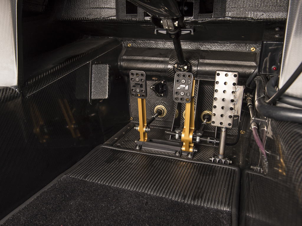 McLaren-F1-GTR-Longtail-24 Road-Legal McLaren F1 GTR Longtail Is Almost Too Good To Be True