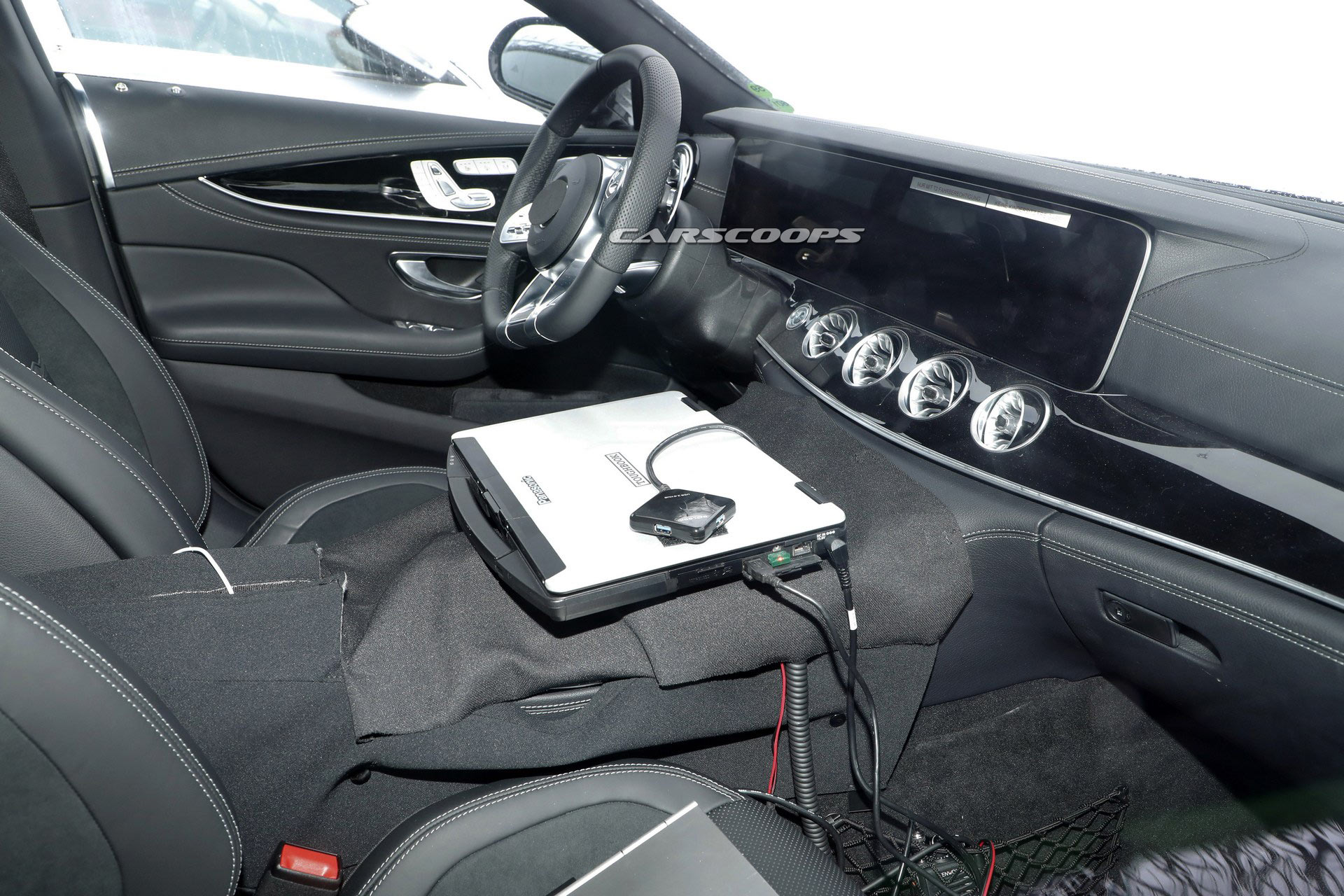 Mercedes-AMG-GT4-1 Mercedes-AMG GT4 Shows Off Its Sporty Styling Ahead Of Geneva