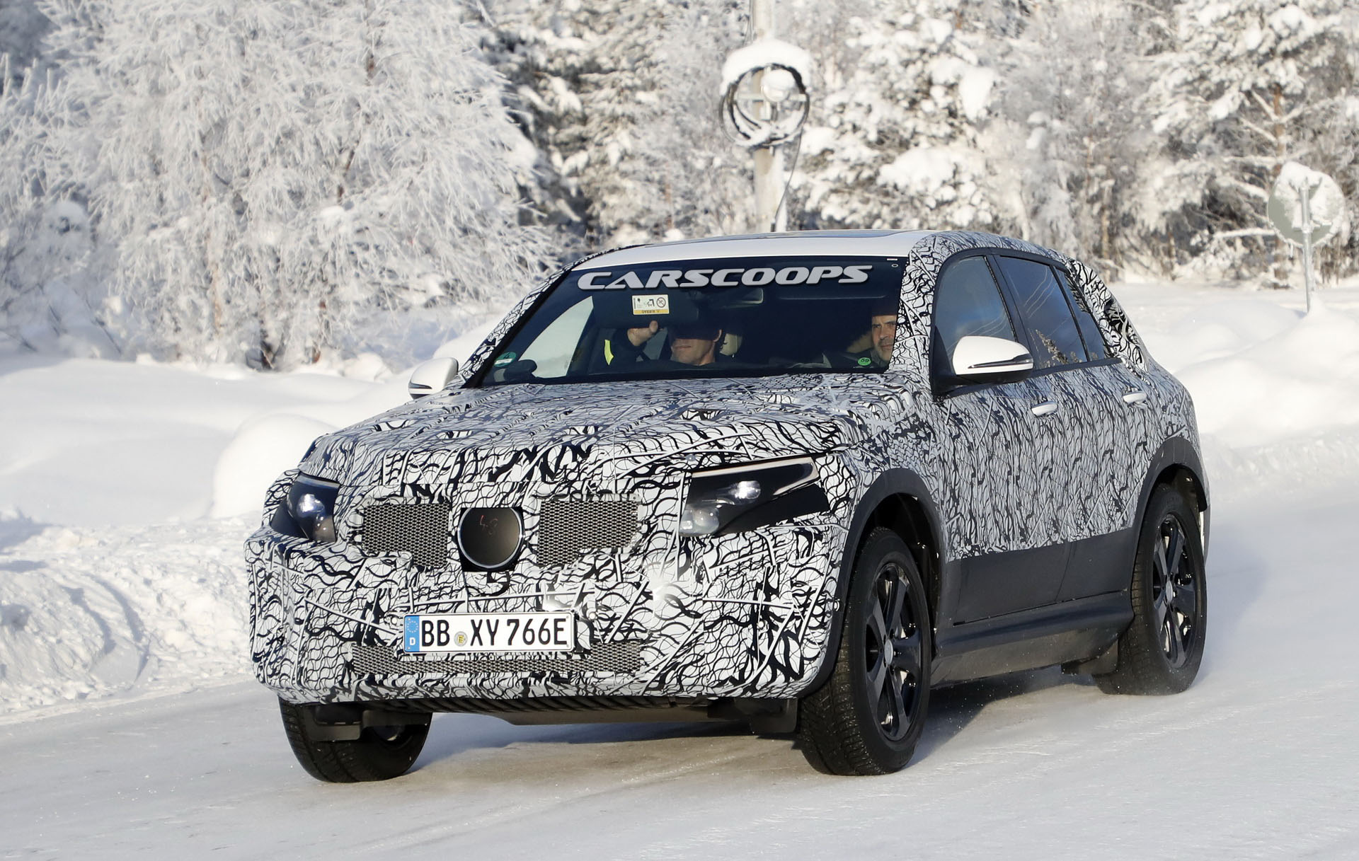 Mercedes-EQC-12 Mercedes EQ C To Bow In Geneva Alongside A V6-Powered X-Class