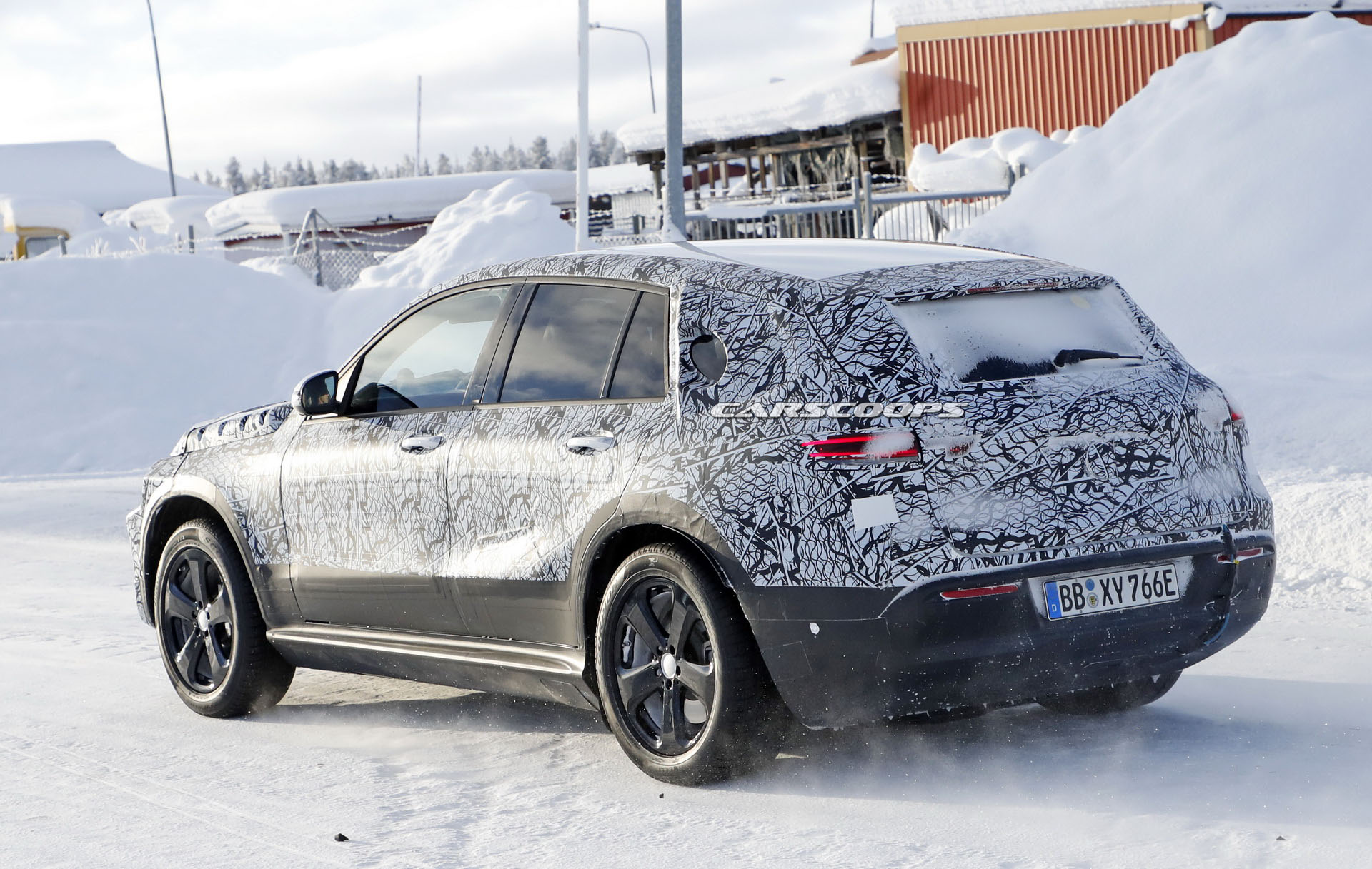 Mercedes-EQC-17 Electric Mercedes EQ C SUV Coming In 2019 With Over 300 Miles Of Range