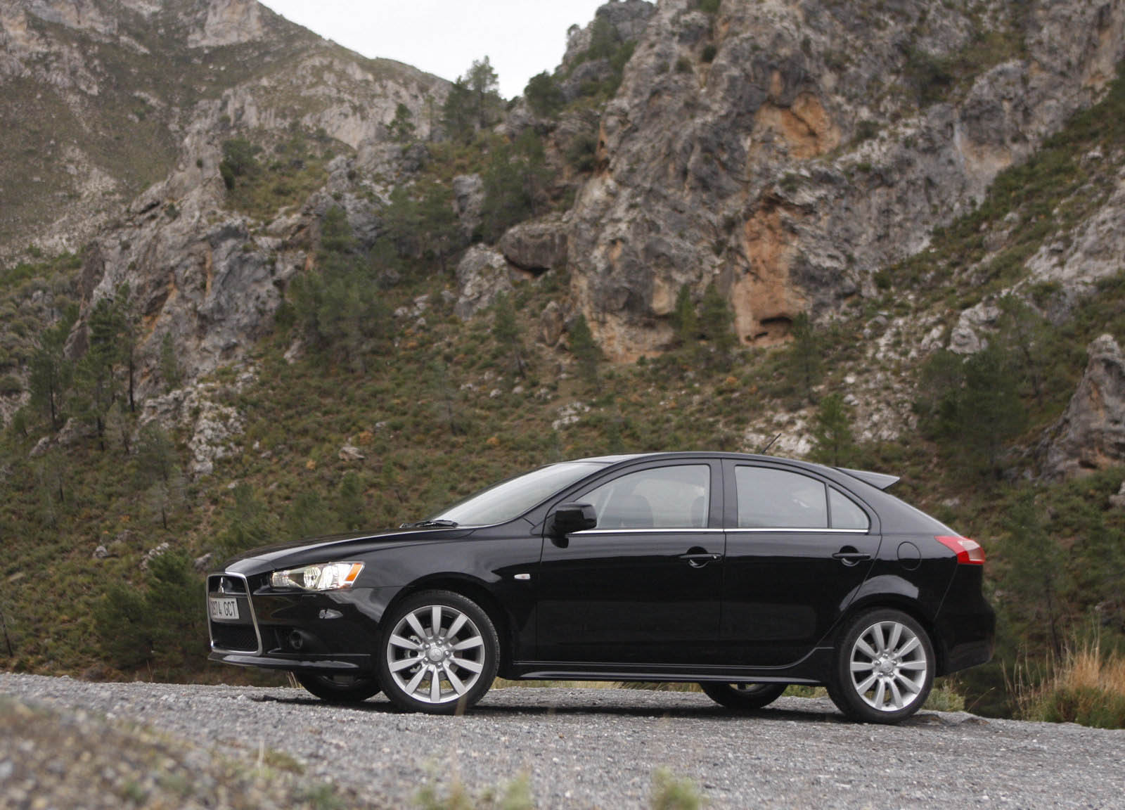 Mitsubishi-Lancer_Sportback-2009-1600-02 Mitsubishi’s Recalling Over 140,000 Lancers And Outlanders In The US