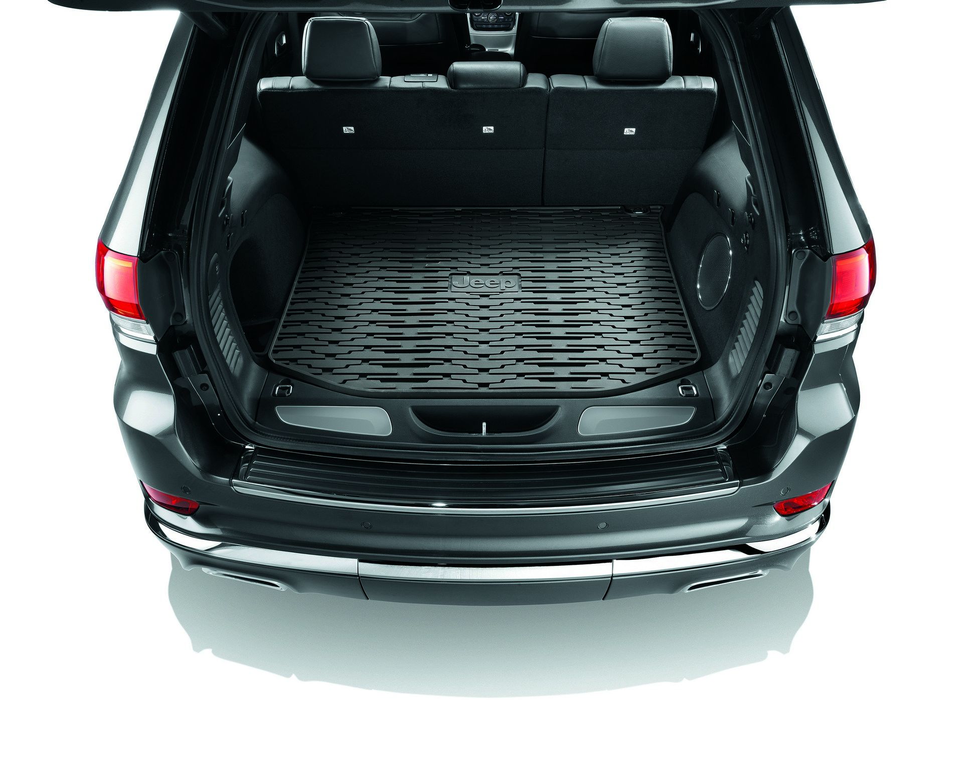 Mopar-Geneva-9 Mopar Previews Customized Jeeps And Alfa Romeo Parts For Geneva