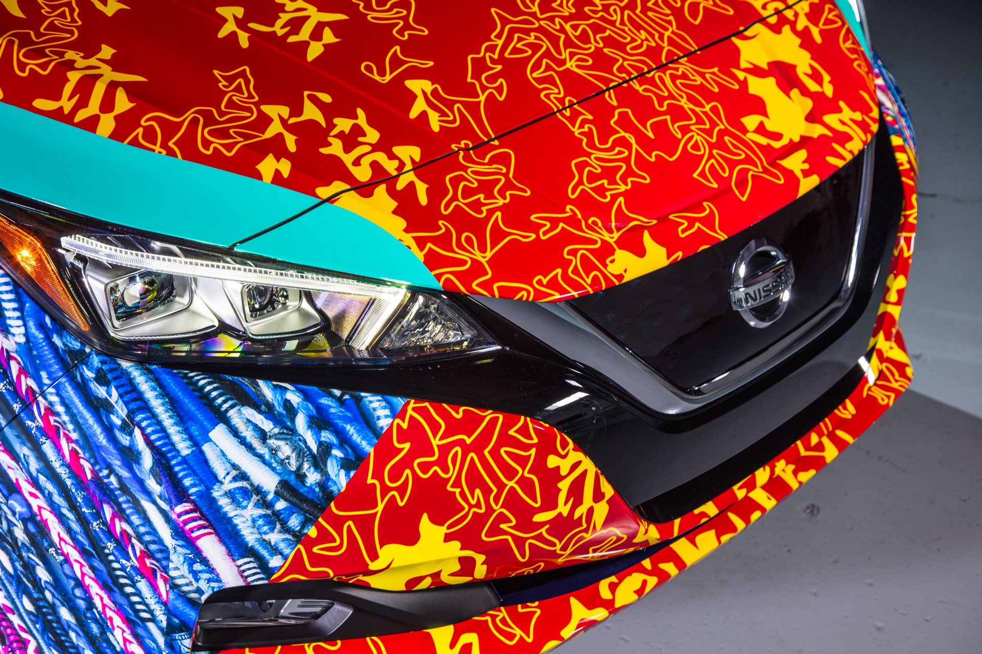 Nissan-Leaf-Wrinkle-in-Time-9 Nissan Shows Off Customized Leafs To Promote A Wrinkle in Time